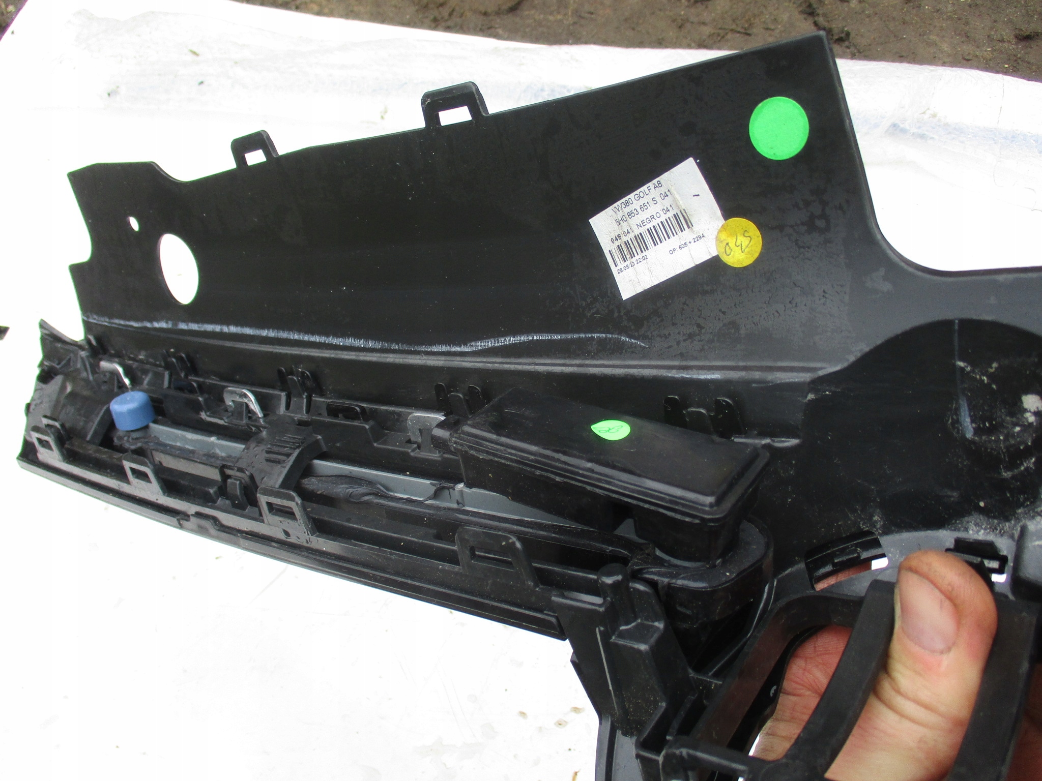 vw GOLF VIII решетка радиатора led 5H0853651S