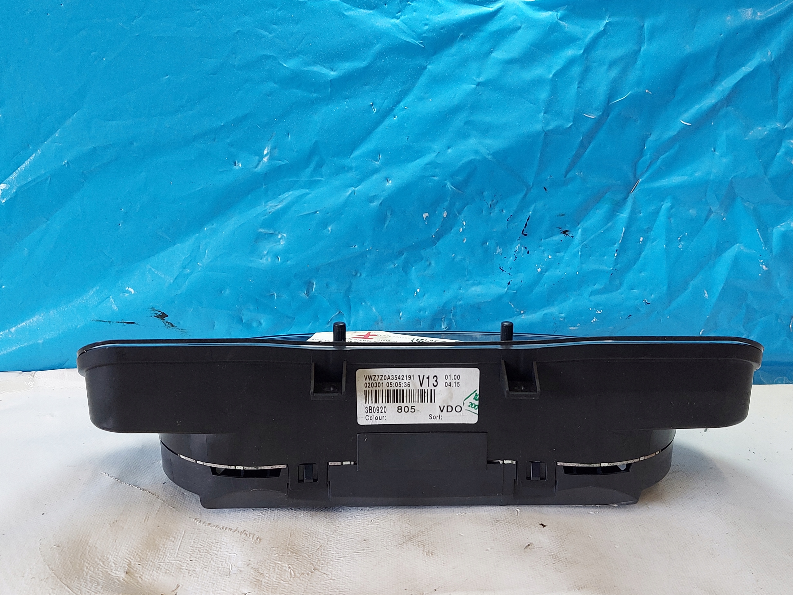 dials clock VW PASSAT B5 1.6 B 3B0920805