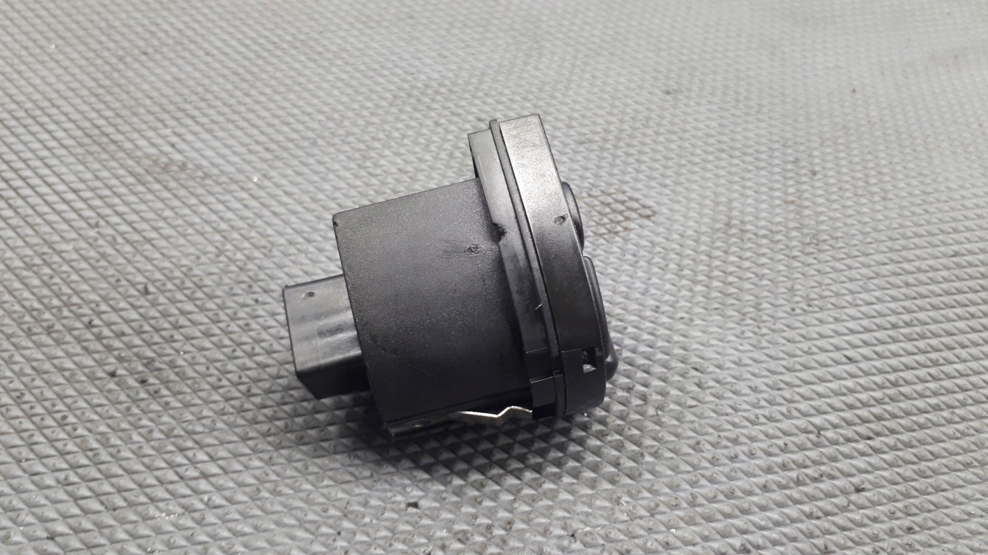 7735262023 przelacznik swiatel alfa romeo gt Typ silnika Brak informacji