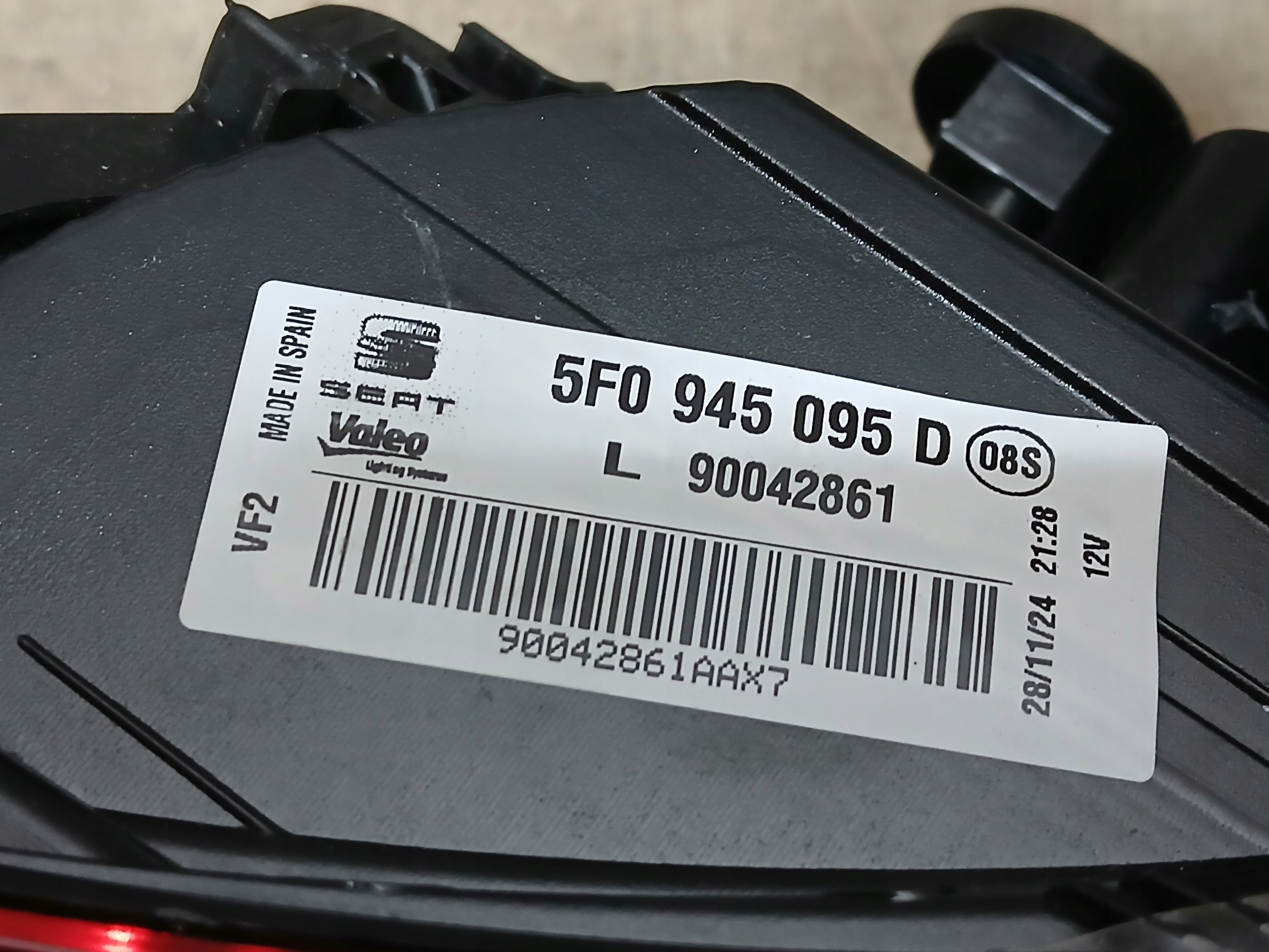 light rear part left SEAT LEON III 3 HB 5F0 13-17 5F0945095D