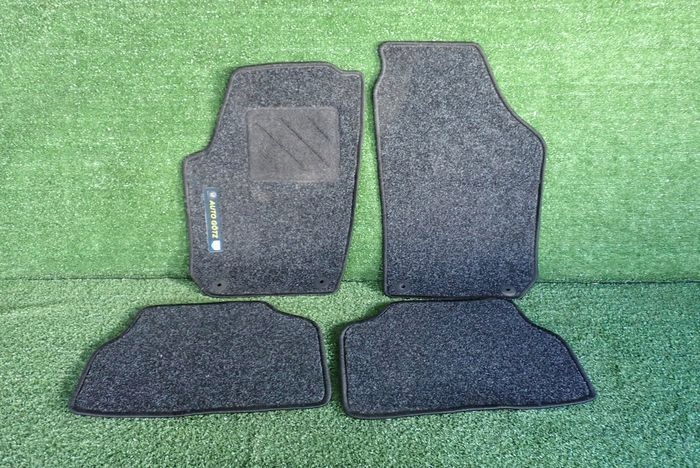 SKODA ROOMSTER mats samochodowe kpl