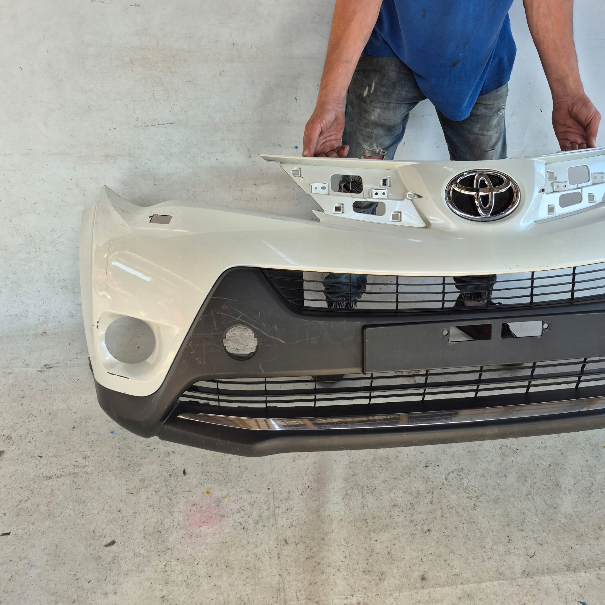 TOYOTA RAV4 IV 4 13-15 bumper front front SPR