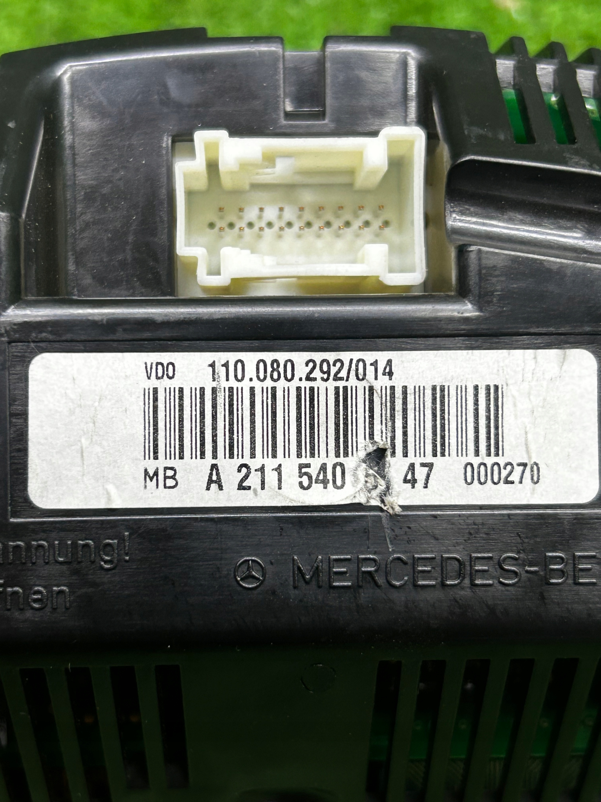 MERCEDES W211 CDI dials dials A2115405747