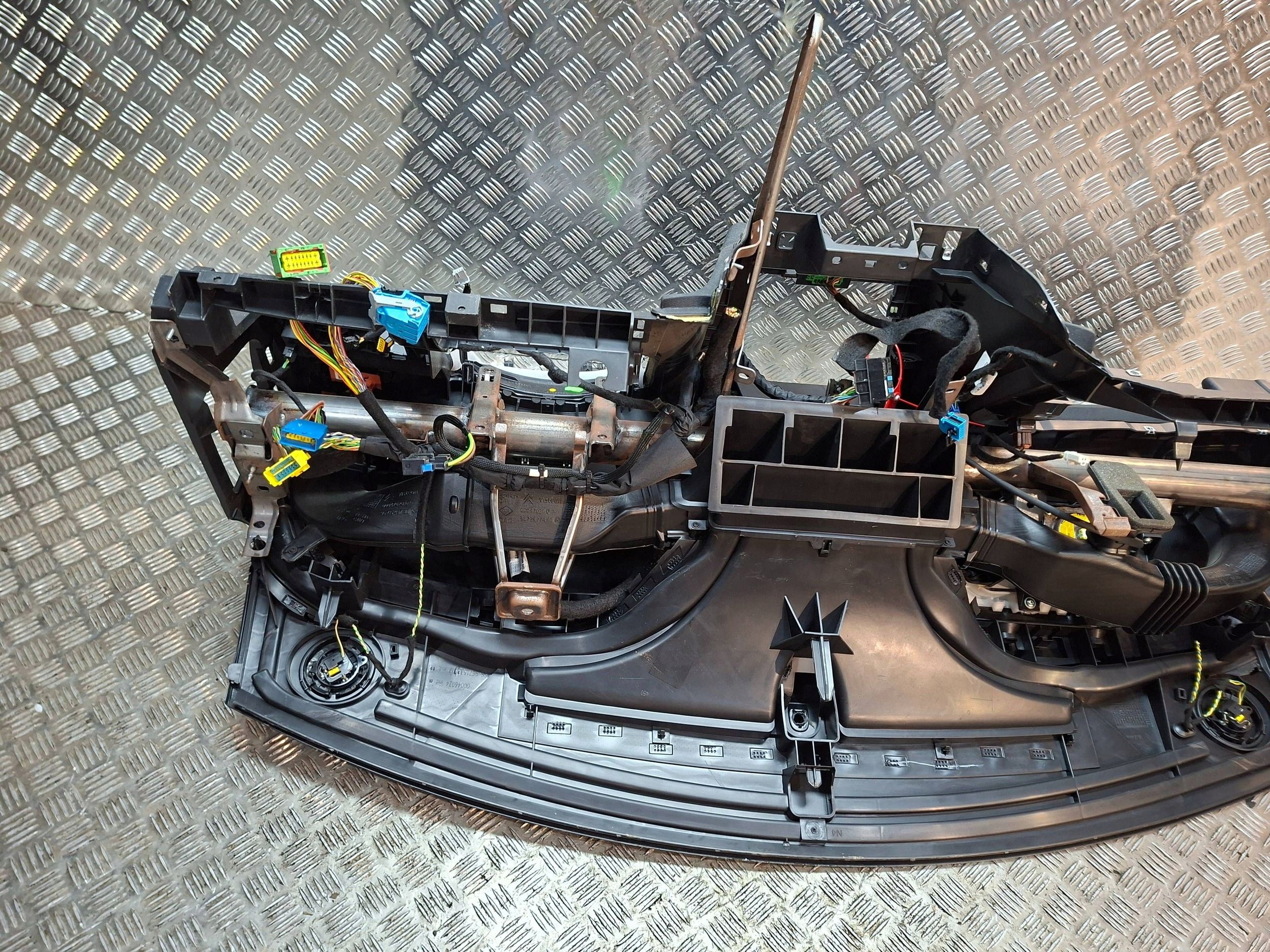 dashboard console 98097068ZD CITROEN C4 II 2010