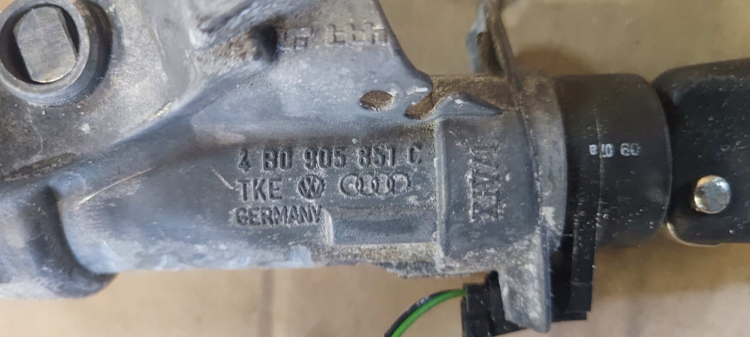 SKODA FABIA II 07-10 ignition + key petrol