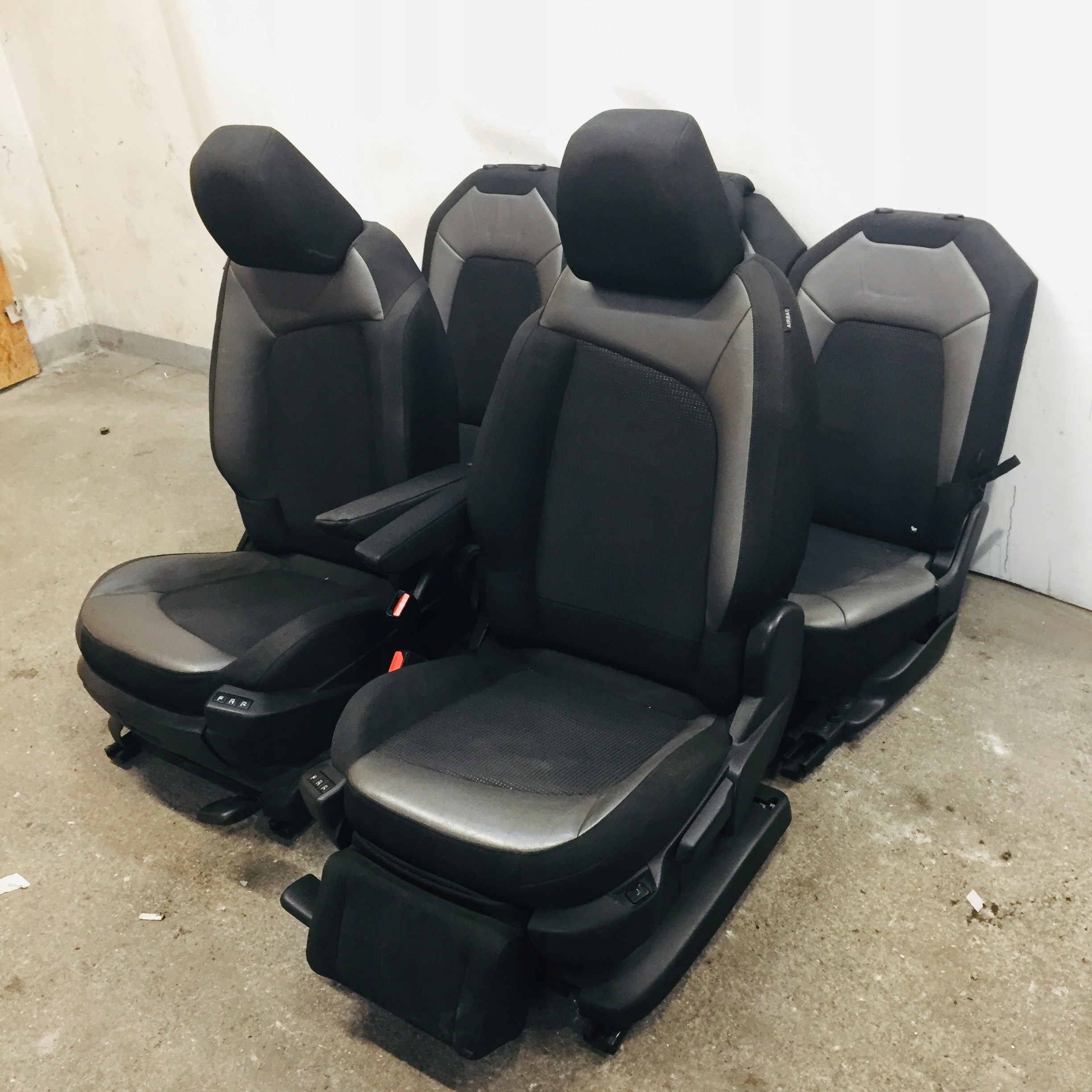 Півчобітки масажний комплект C4 Picasso II