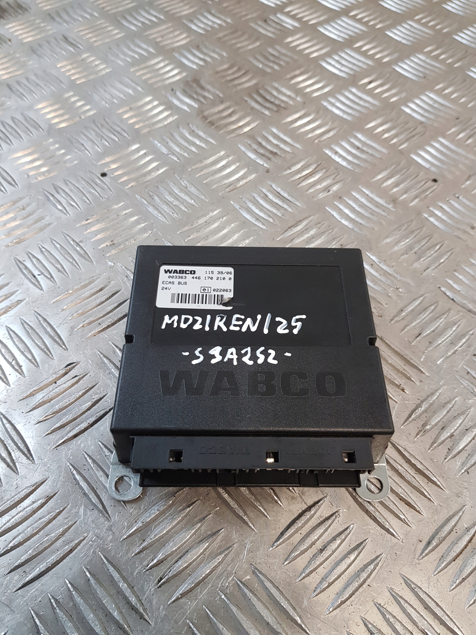 control unit WABCO ECAS BUS 4461702100 24V