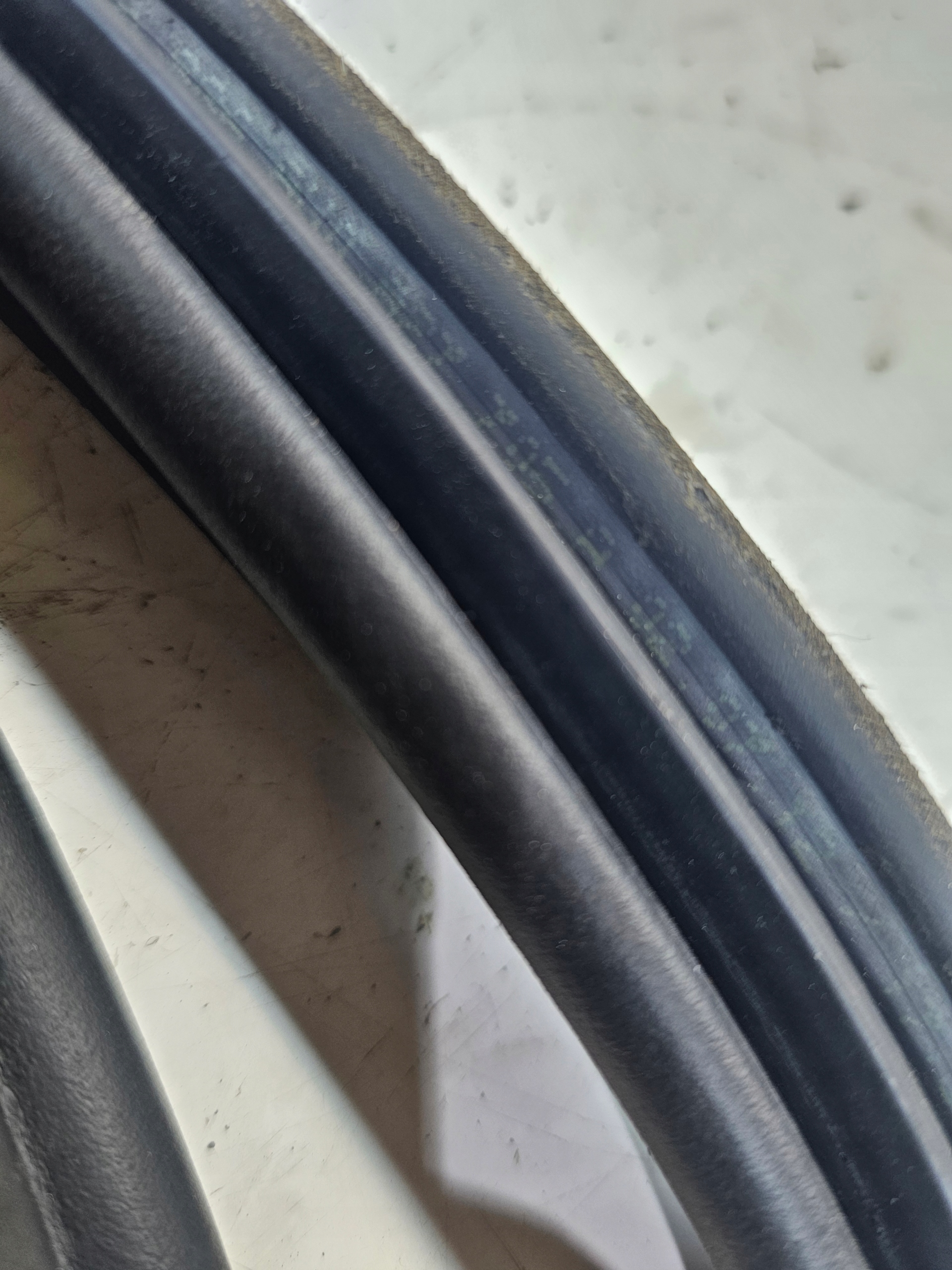 gasket bonnet boot AUDI Q3 8U 8U0827705A