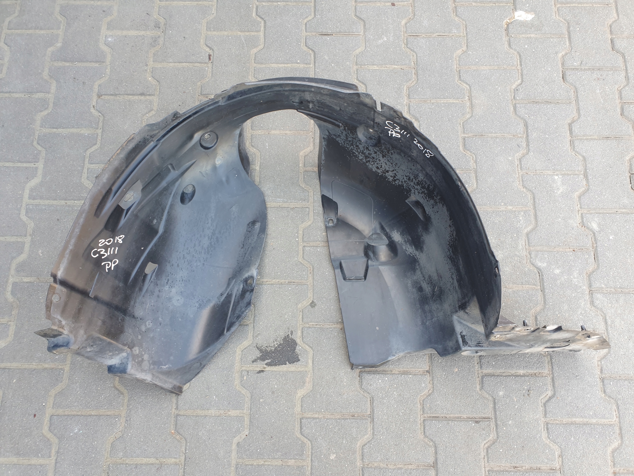 mudguard right front CITROEN C3 III 2016- 9812150180