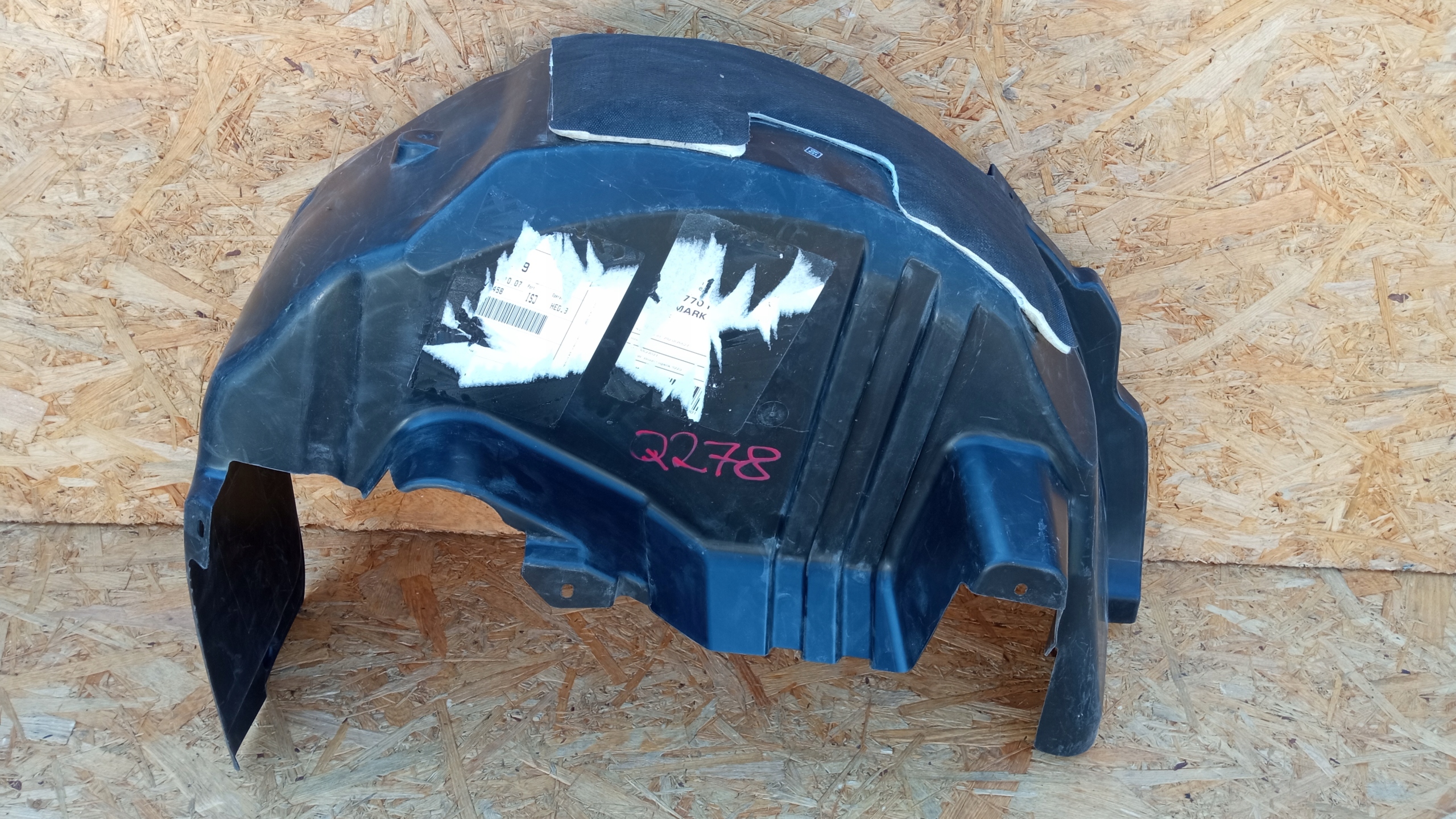 FIAT 500E II 20- NADKOLE PRAWY TYŁ NOWE