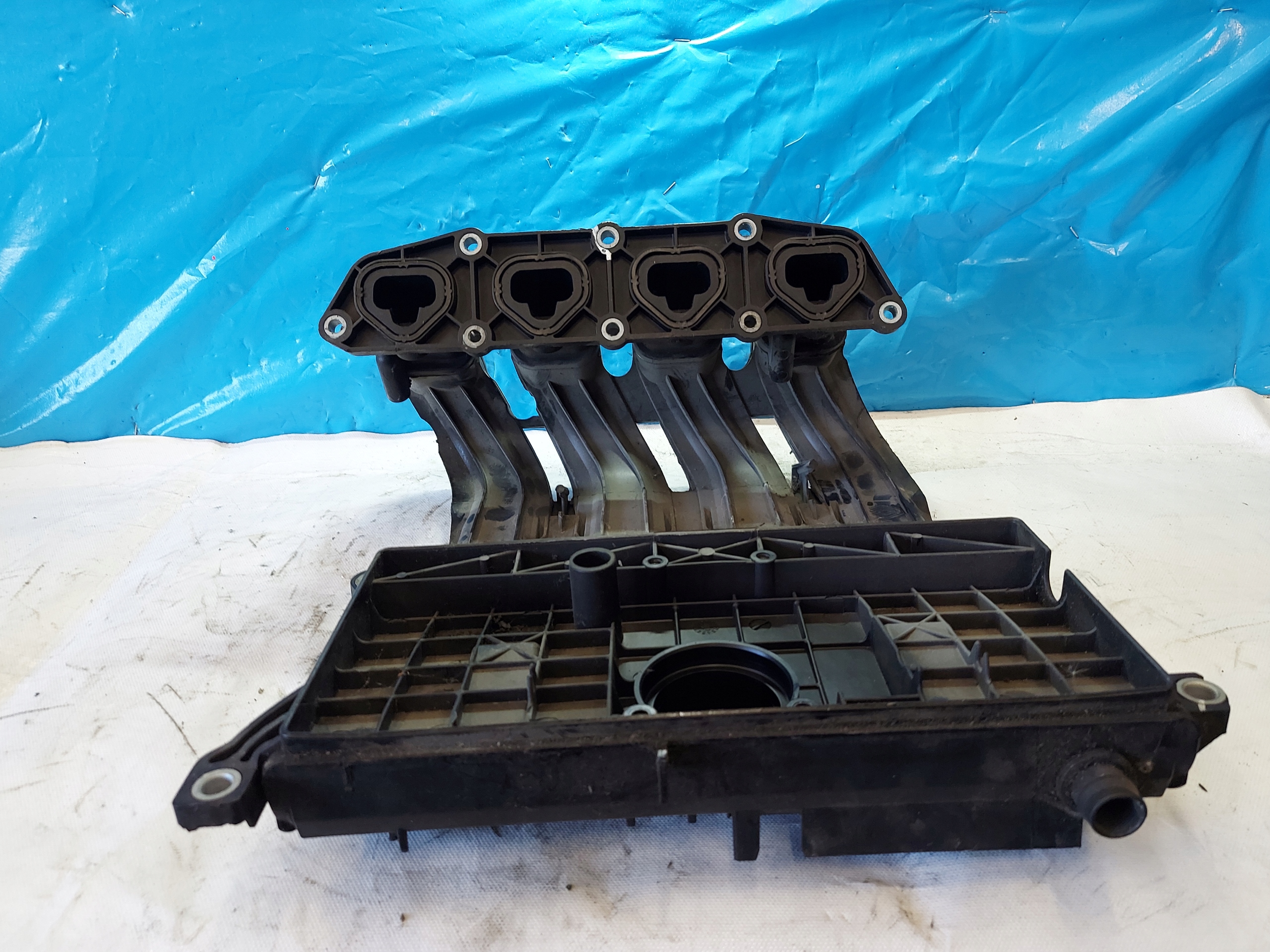 intake manifold TWINGO and 1.2 16V 8200166856B