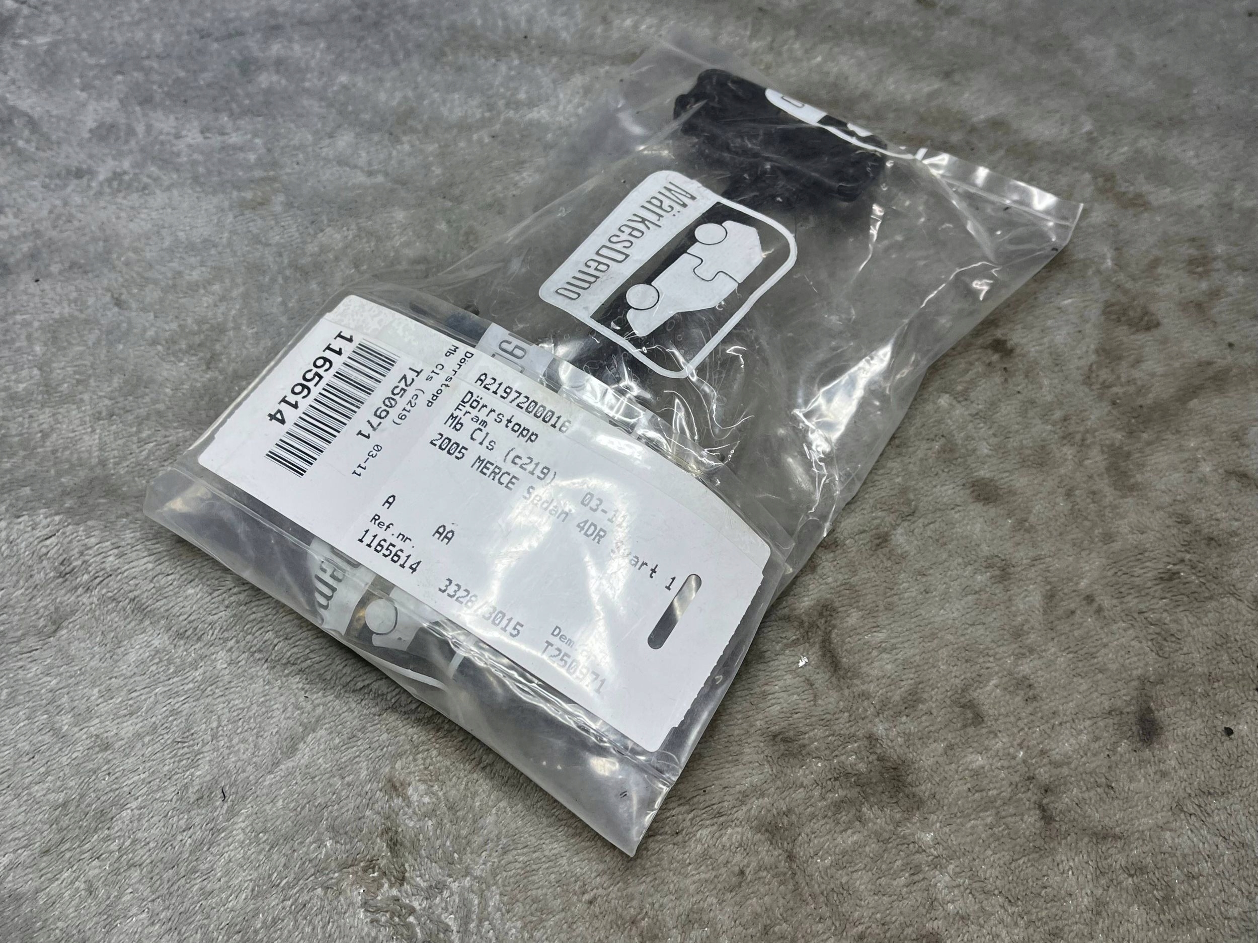 limiter door right front MERCEDES W219 CLS A2197200016 !J