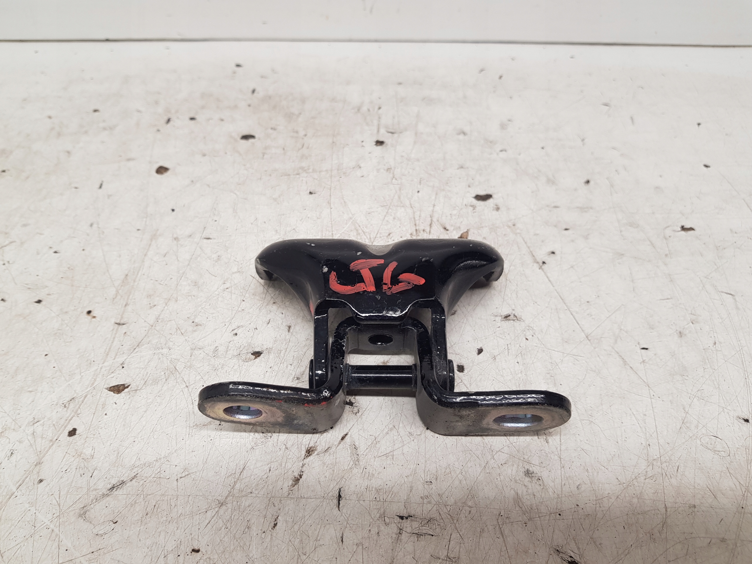 HYUNDAI I40 hinge door left front 2011