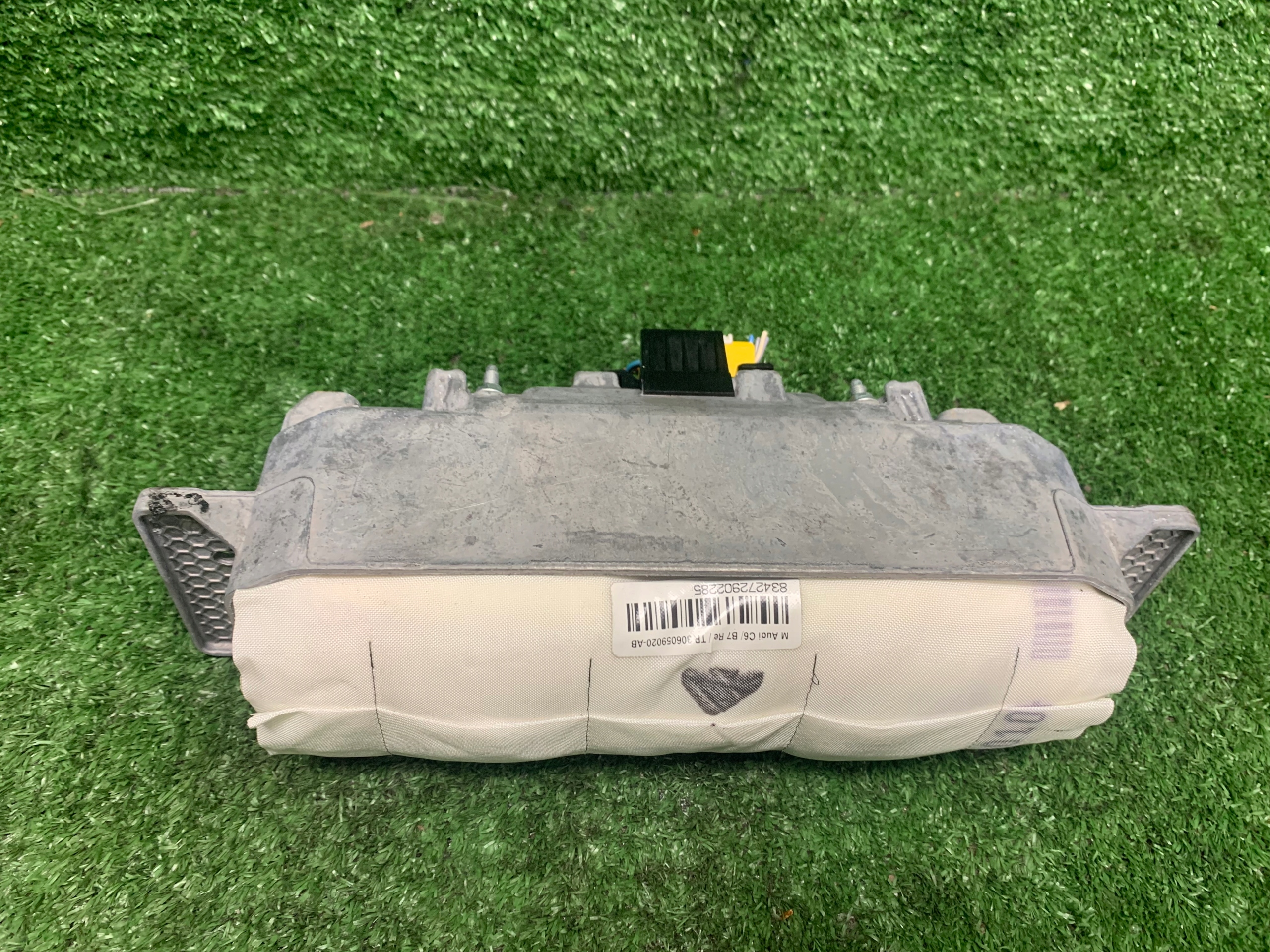airbag airbag spolujezdce AUDI A6 C6 4F1880204E