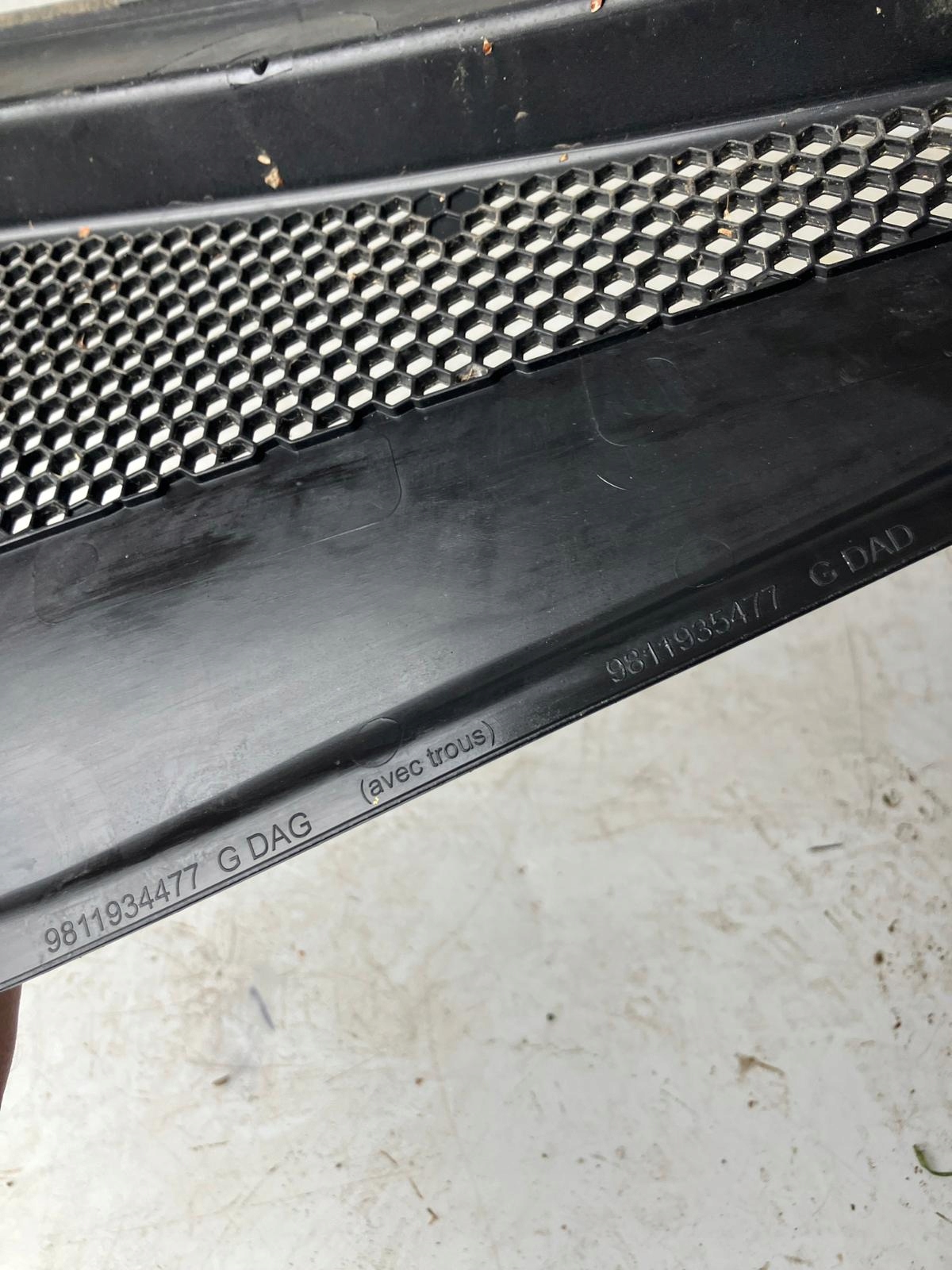 torpedo left upper CITROEN C3 III 9811934477