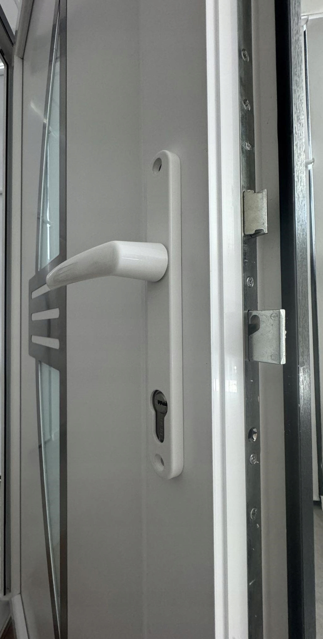 DRZWI PCV ZEWNĘTRZNE 90 X 200 DRZWI PVC ZŁOTY DĄB BIURO SKLEP OD RĘKI Grubość drzwi 70 mm