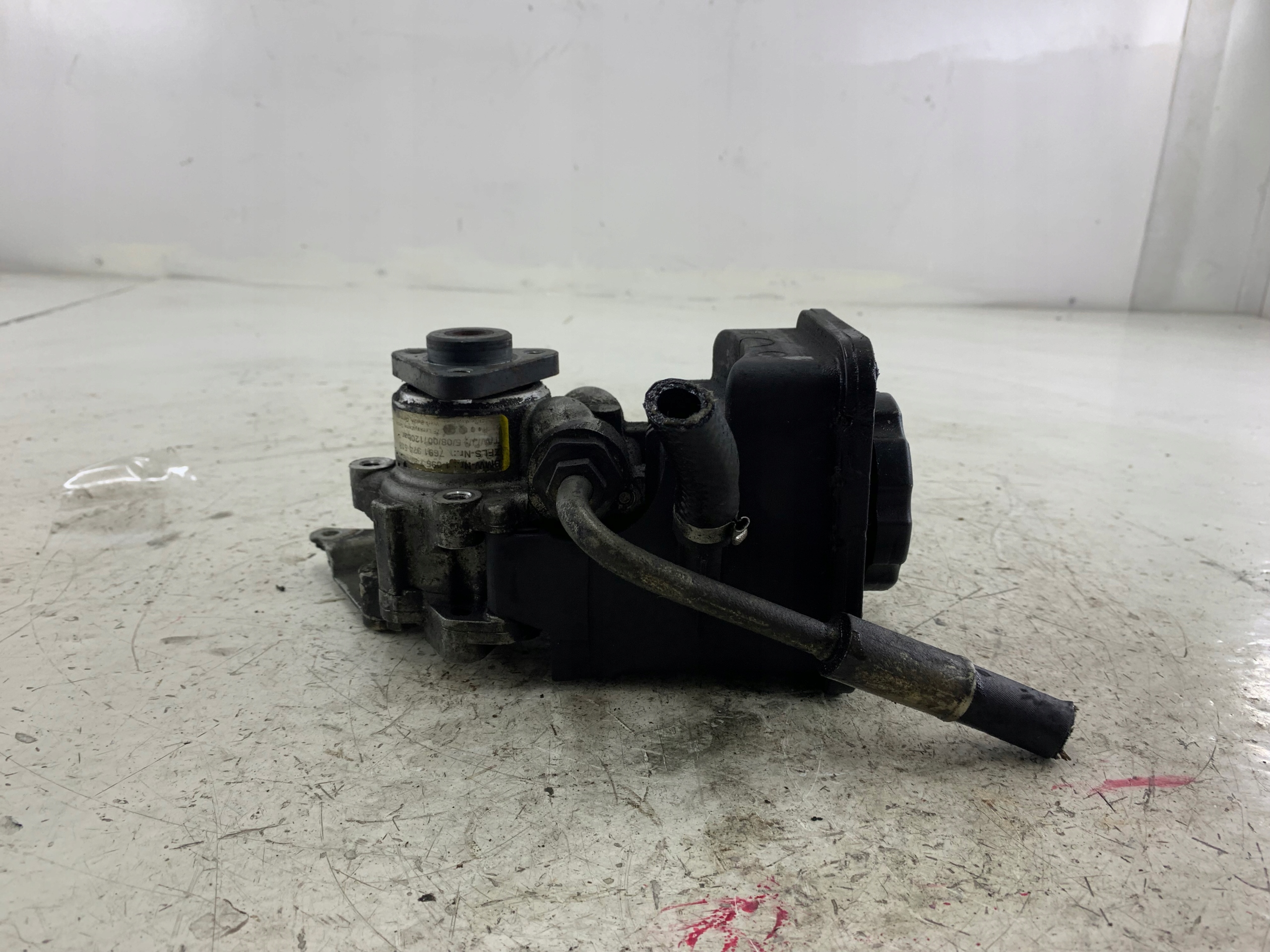 BMW E39 E46 3.0 D Pompe direction assistée 1095749