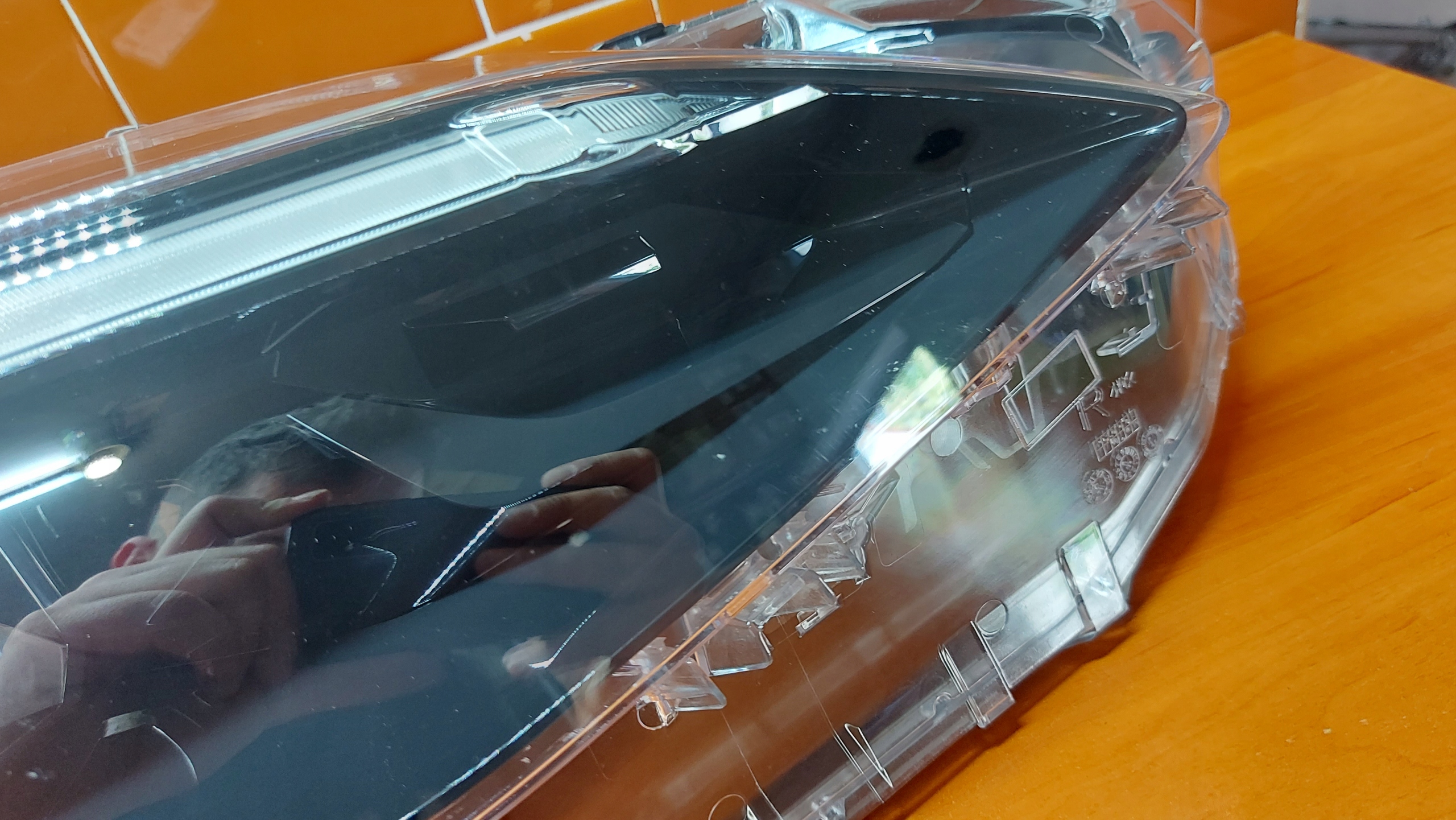 REFLEKTOR light right right front TOYOTA YARIS CROSS 20