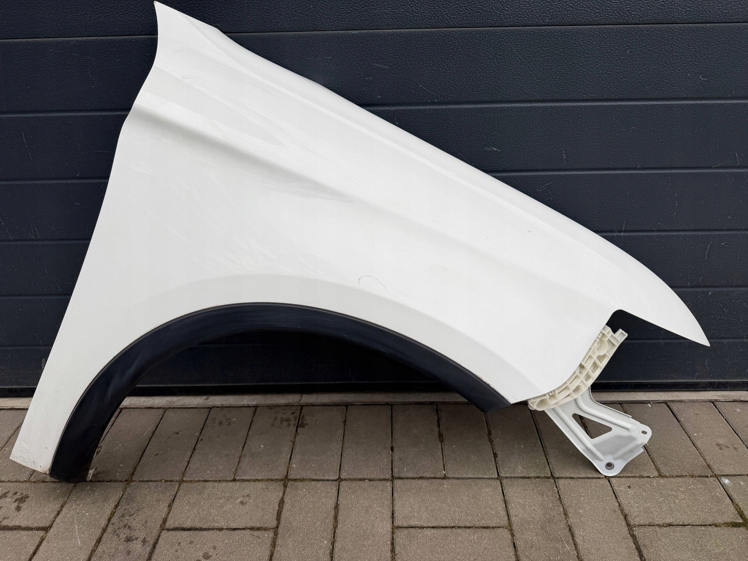 MItsubishi Outlander 17- Lift fender right front front