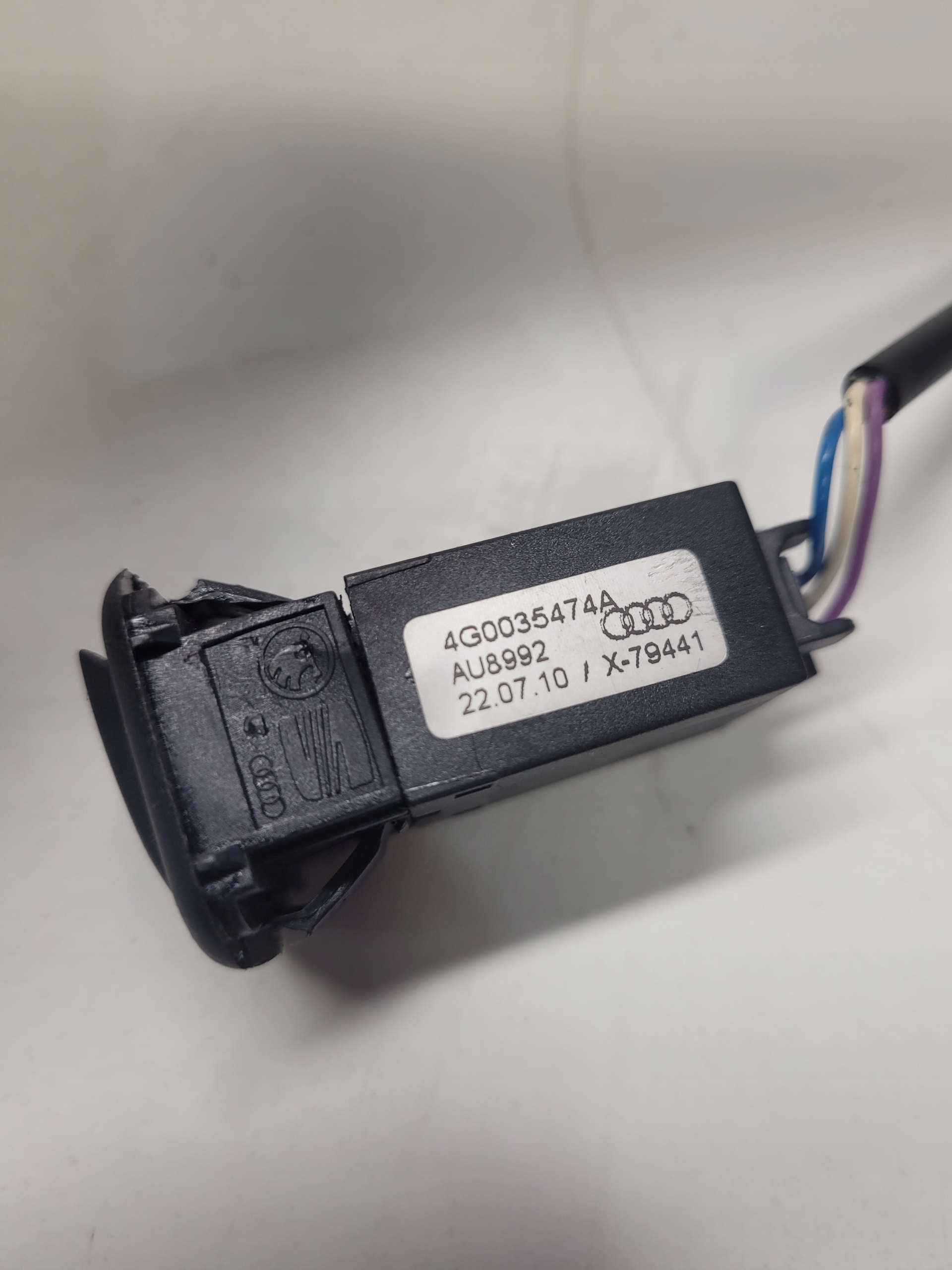 passenger compartment adapter AUX AUDI A6 C7 A7 4G0035474A