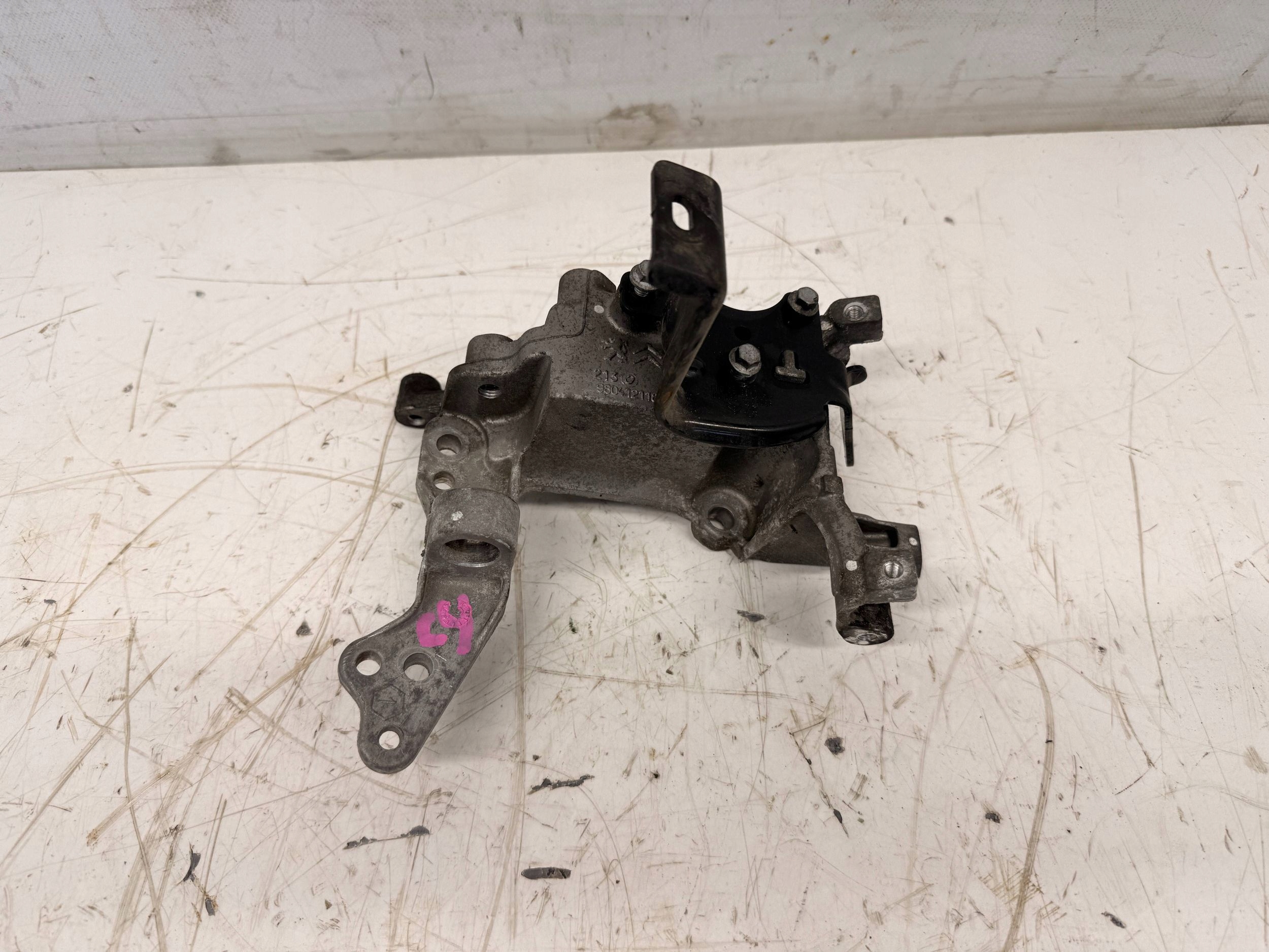 C4 Picasso II 1.6 EHDI engine mount 9804121180
