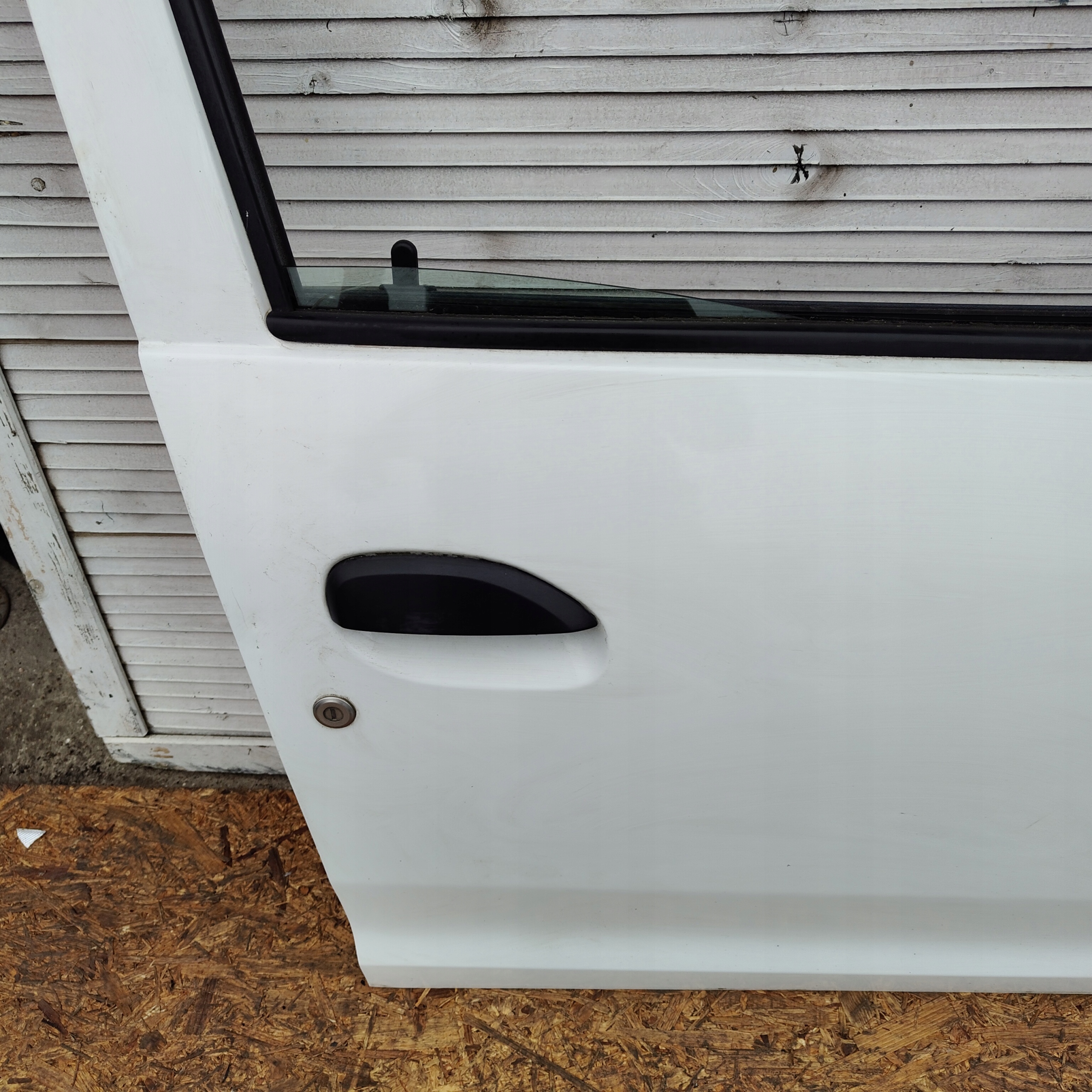 door front front right DACIA SANDERO II DV369