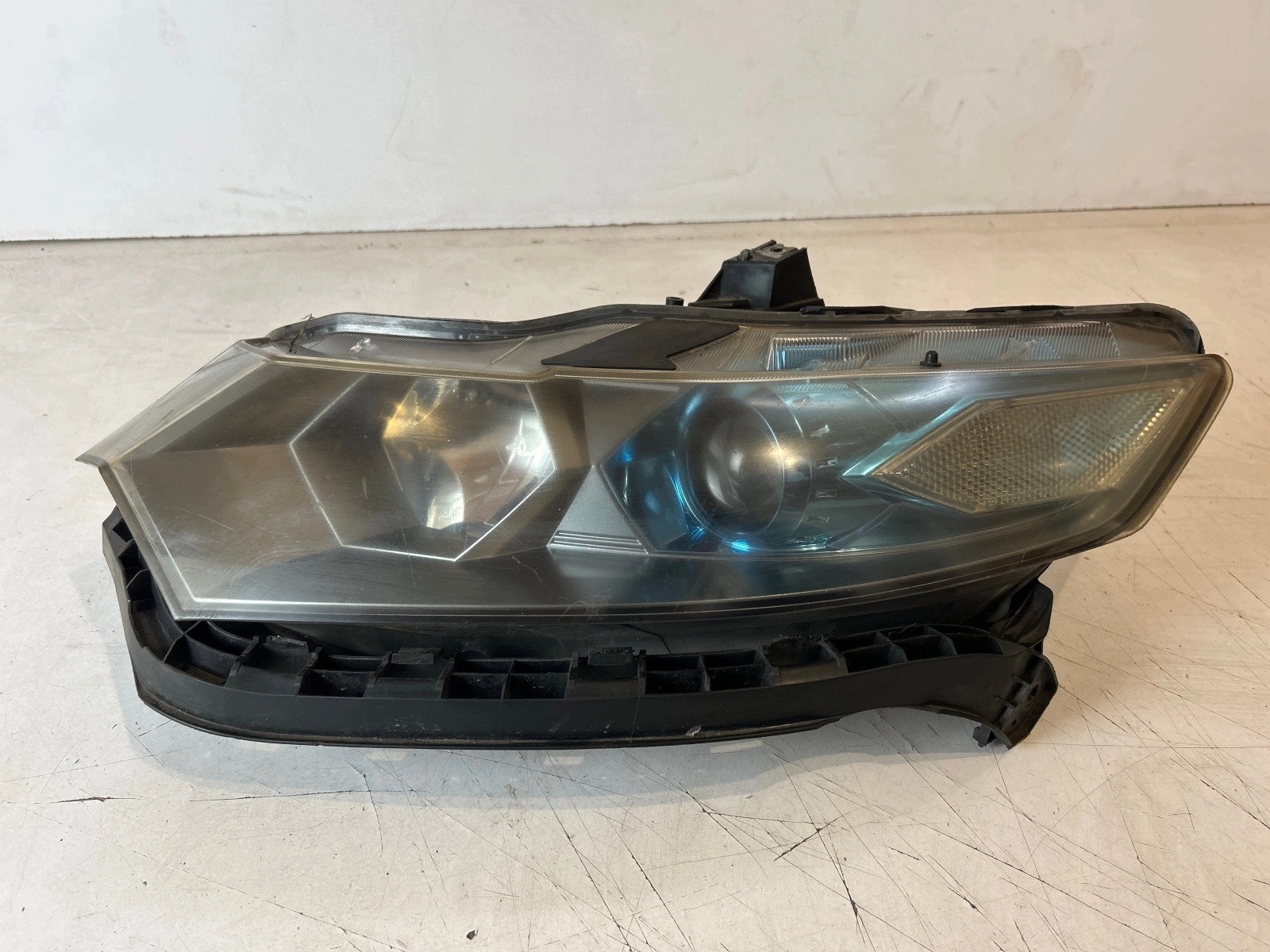 light front front left Honda Insight II UK Anglik