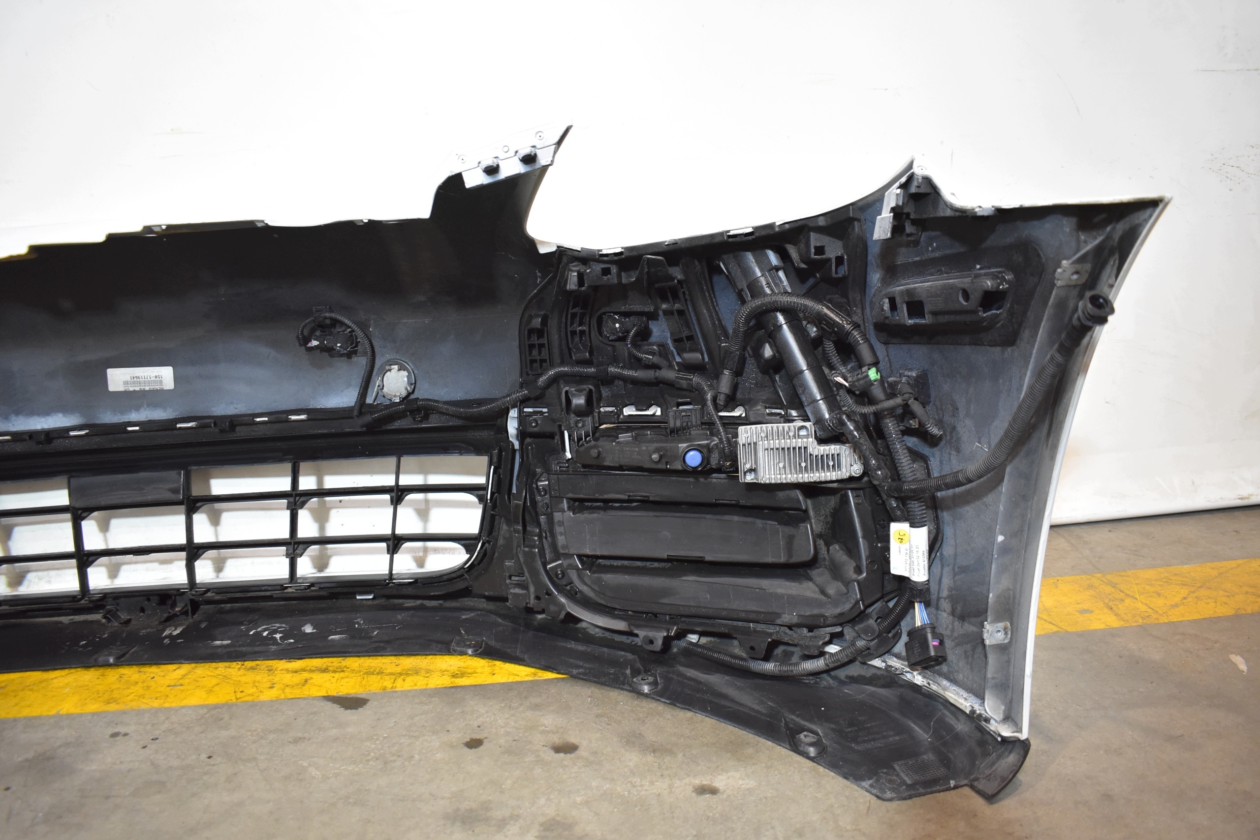 IDEALNY bumper front front KPL. 6 PDC colour C9A PORSCHE PANAMERA 971 1