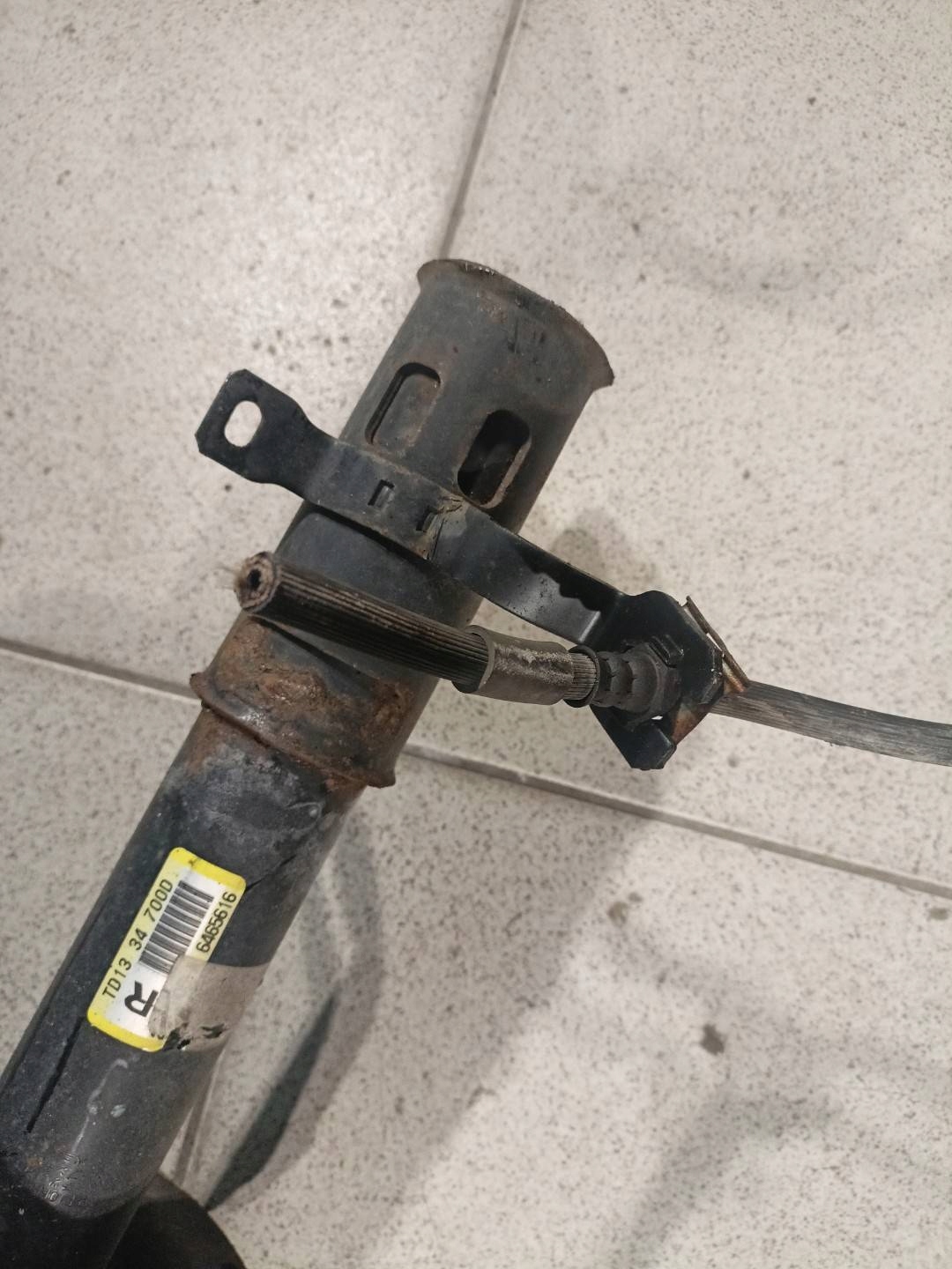 shock absorber front right side Mazda CX-9 2008 TD13347000