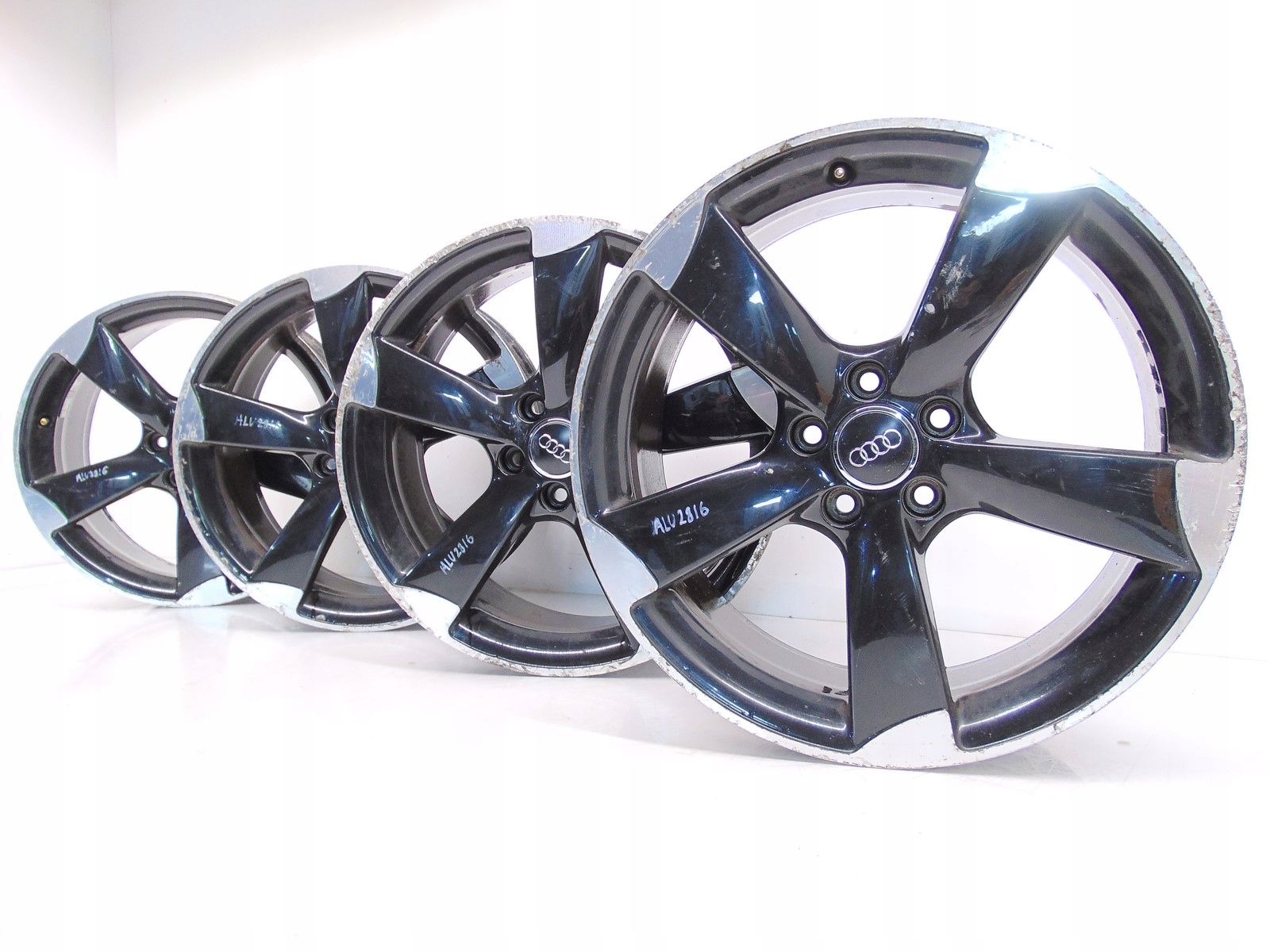 4× Диск алюминиевый Audi OE A3 S3 8.0