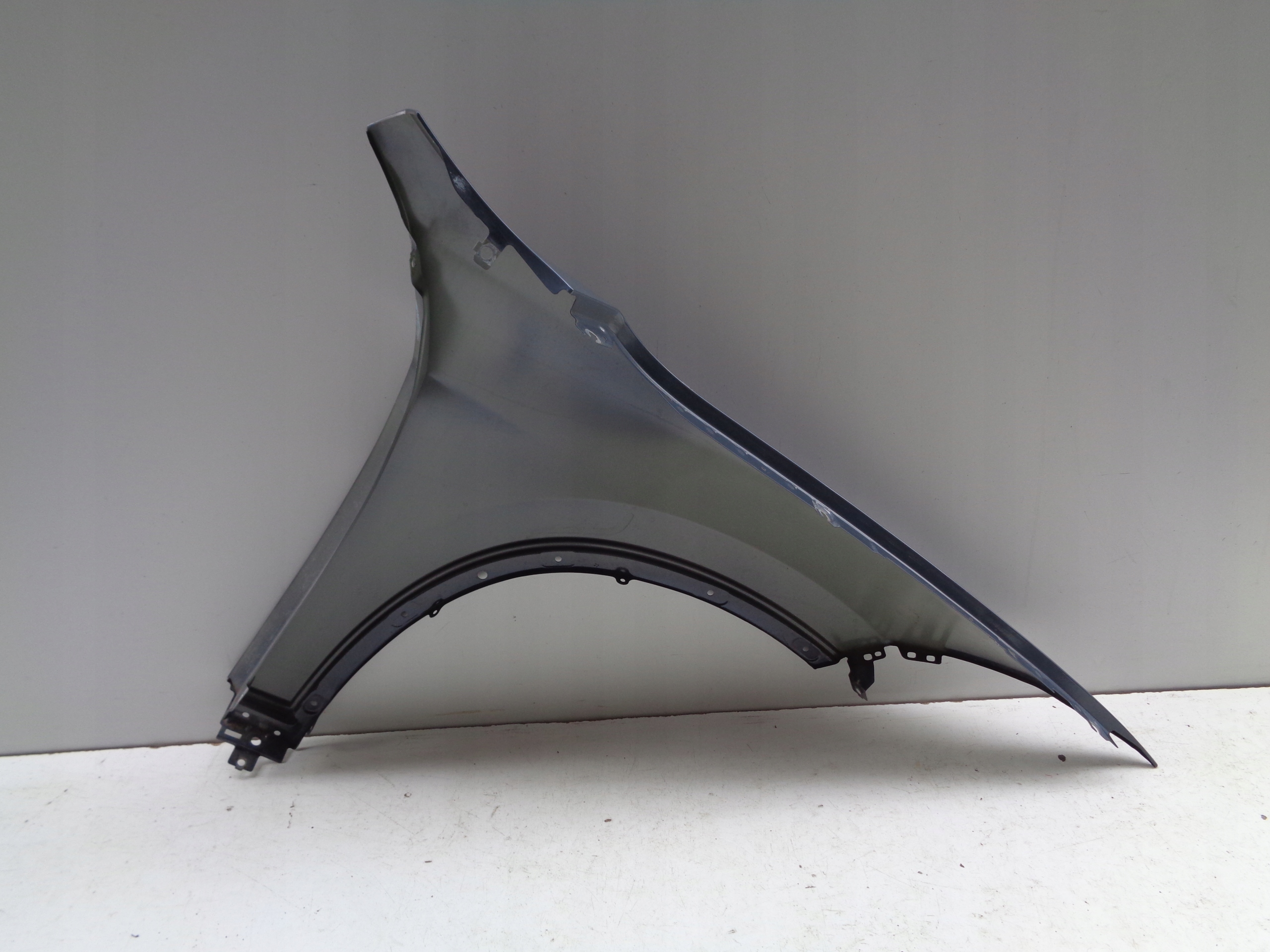 fender left front BMW X1 F48 15- NR 50097