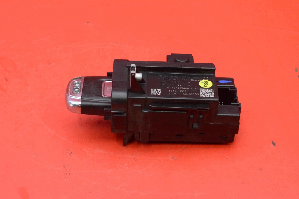 ignition key 8K0909131B AUDI A4 B8 2.0 TDI 136 KM 07-11