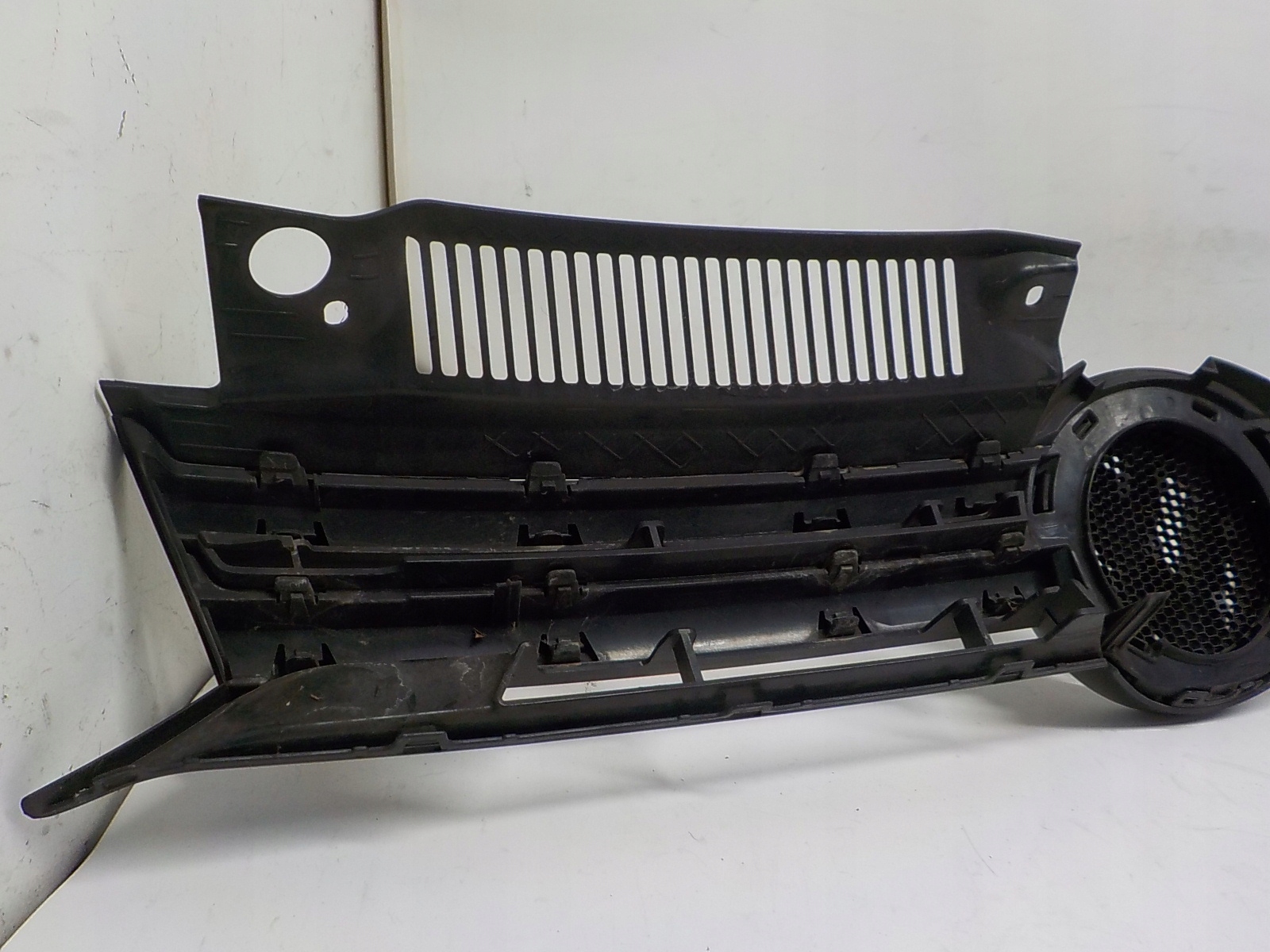 VW GOLF VI grill grille radiator