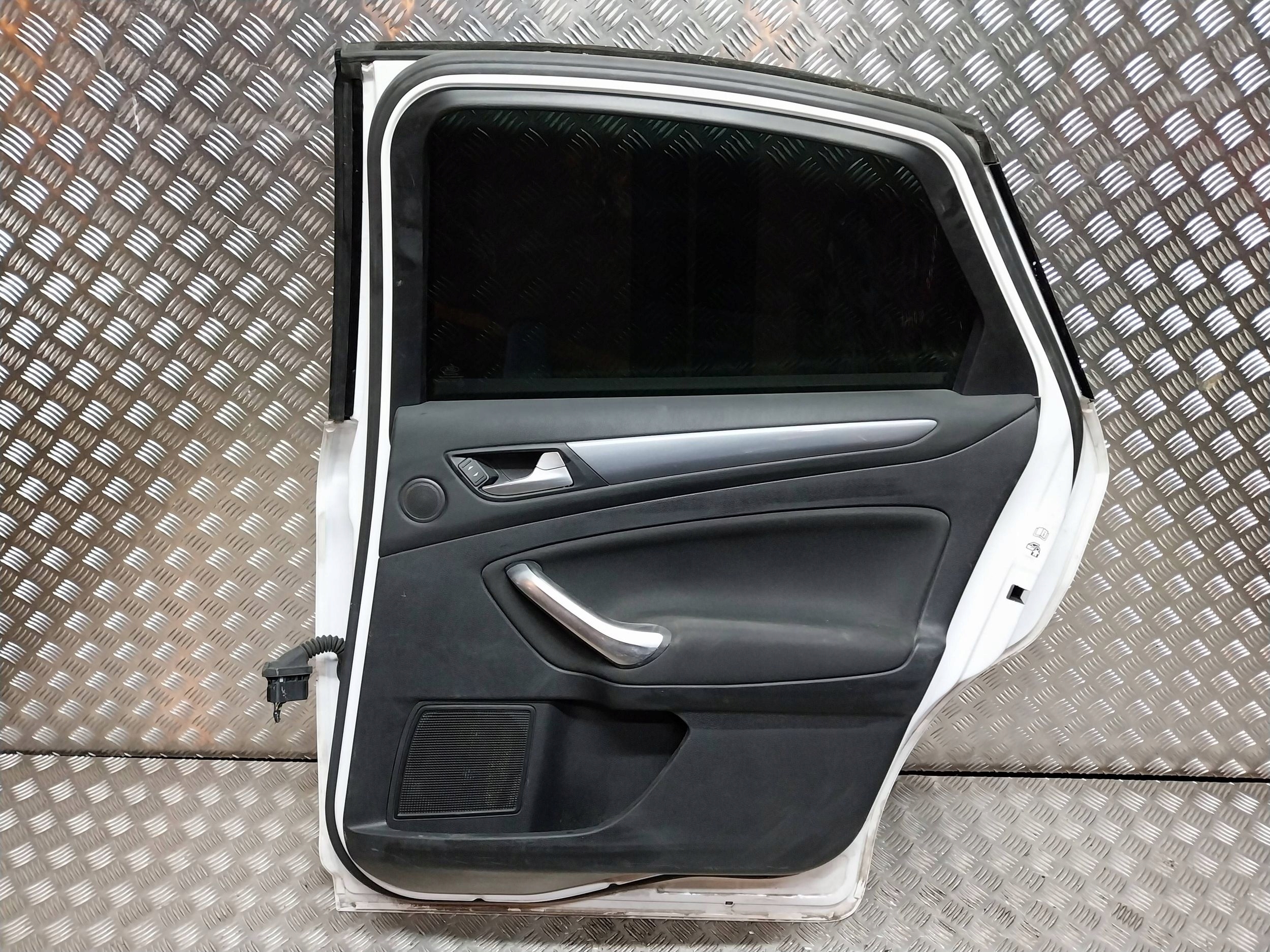Tür heck rechts FORD MONDEO MK4 HATCHBACK 08