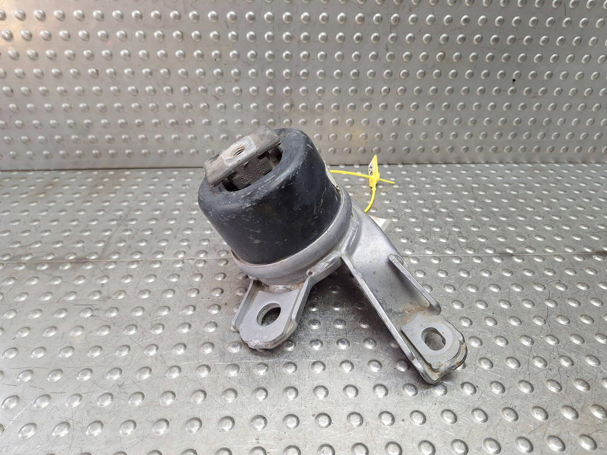 holder engine mount BJ32-6F012-AB LAND ROVER RANGE ROVER EVOQUE (L538)