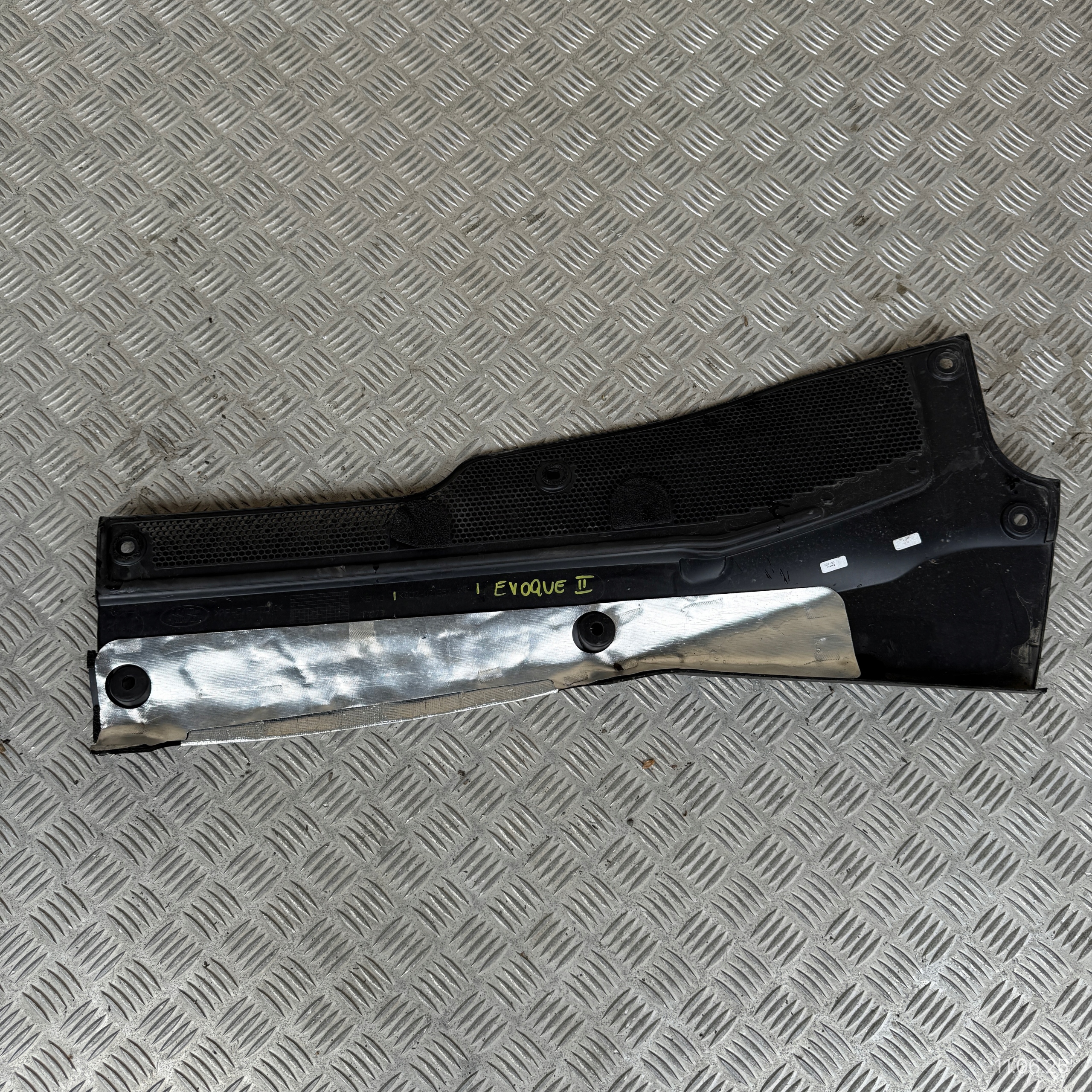 torpedo left LAND ROVER RANGE ROVER EVOQUE II K8D2-01B57-AE