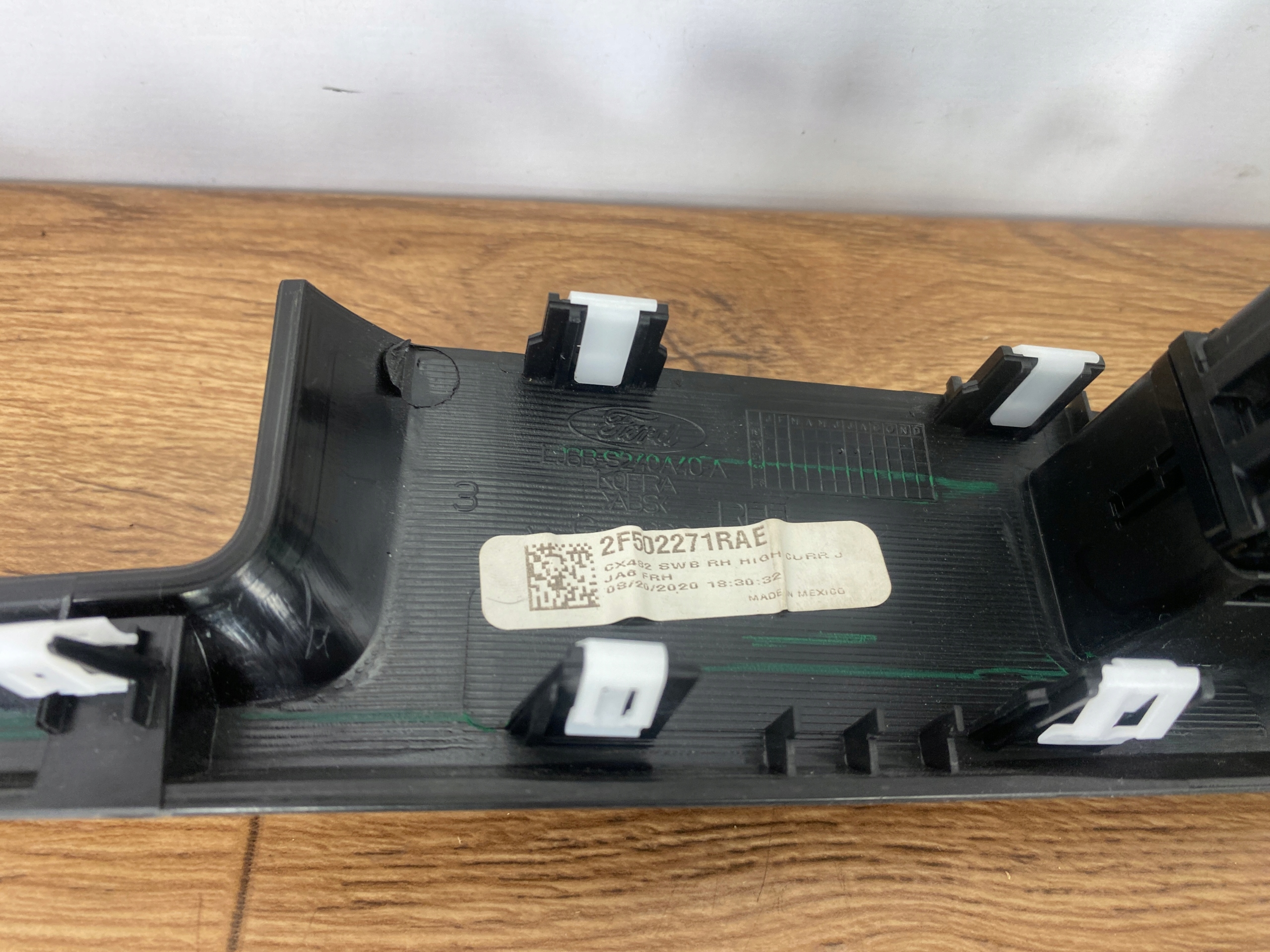 switch button of the window Escape Kuga MK3 2020+ USA