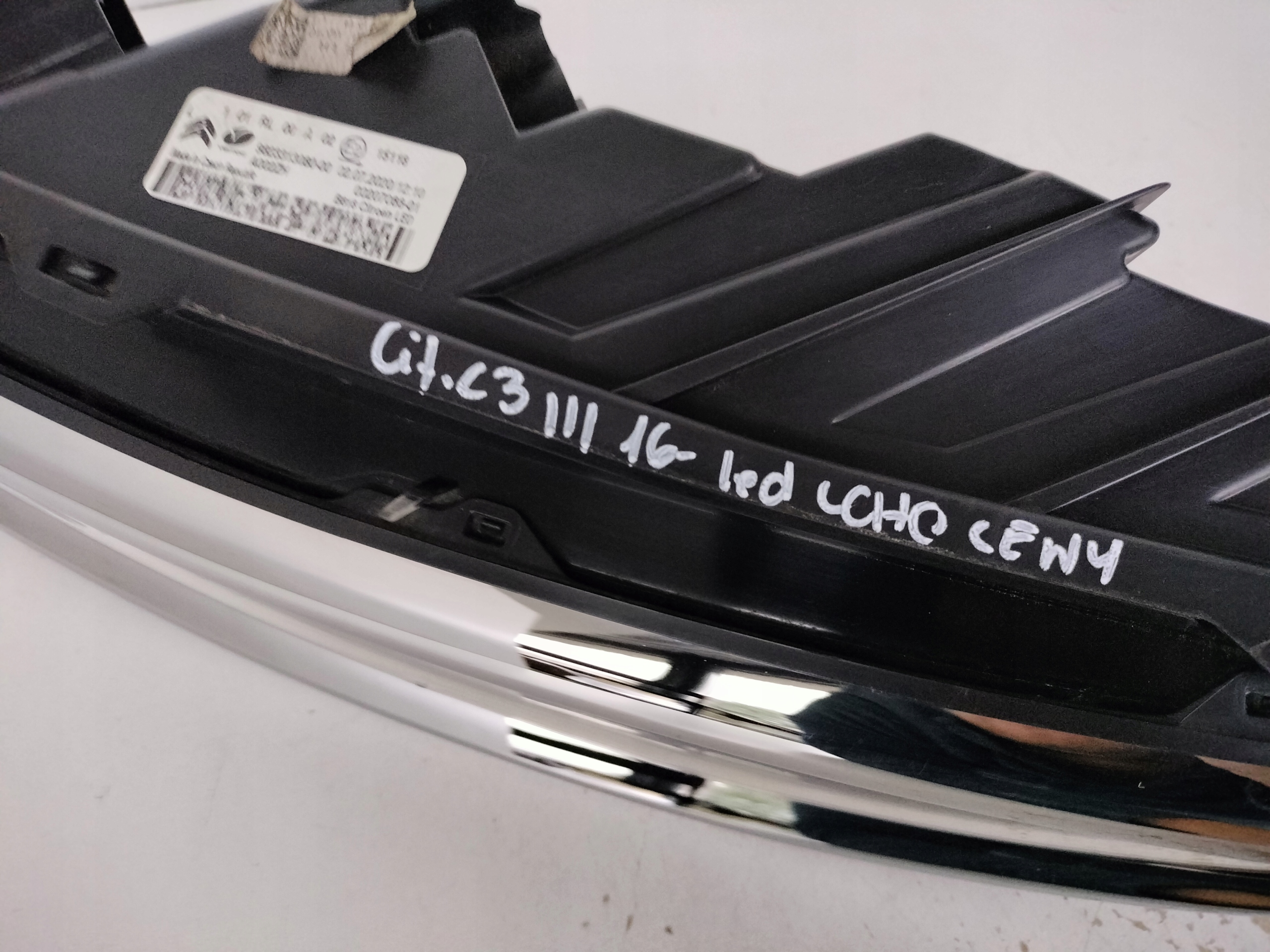 fog light left CITROEN C3 III 16- LED