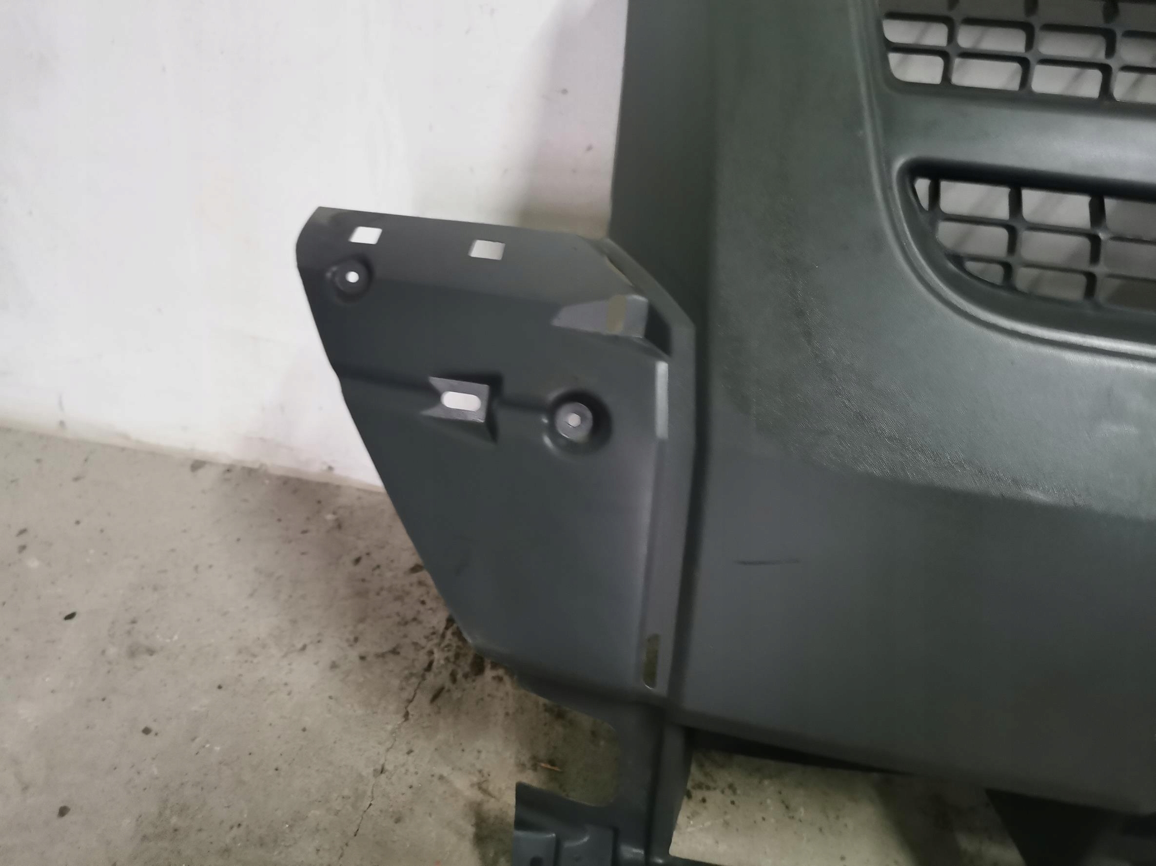 front bumper central FORD TRANSIT MK7 6C11-17E888-A