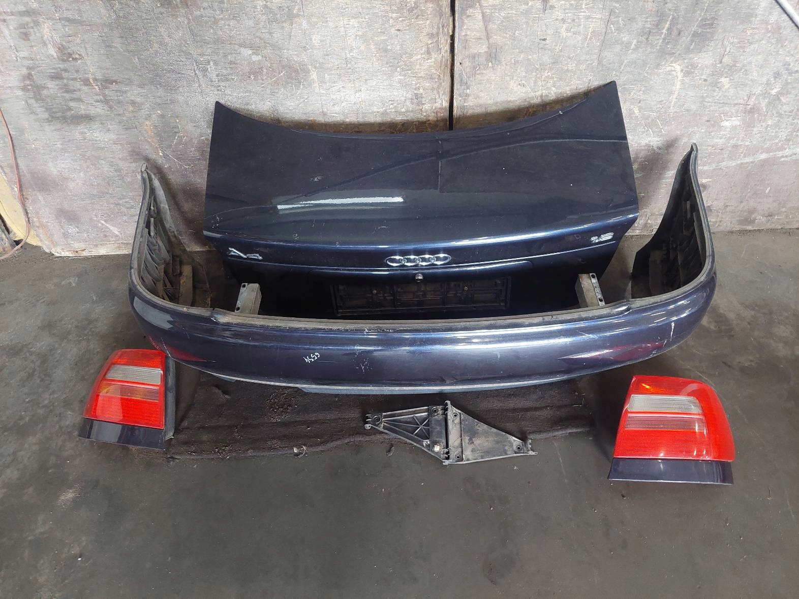 complete rear part trunk door bumper light AUDI A4 B5 FL LZ5L