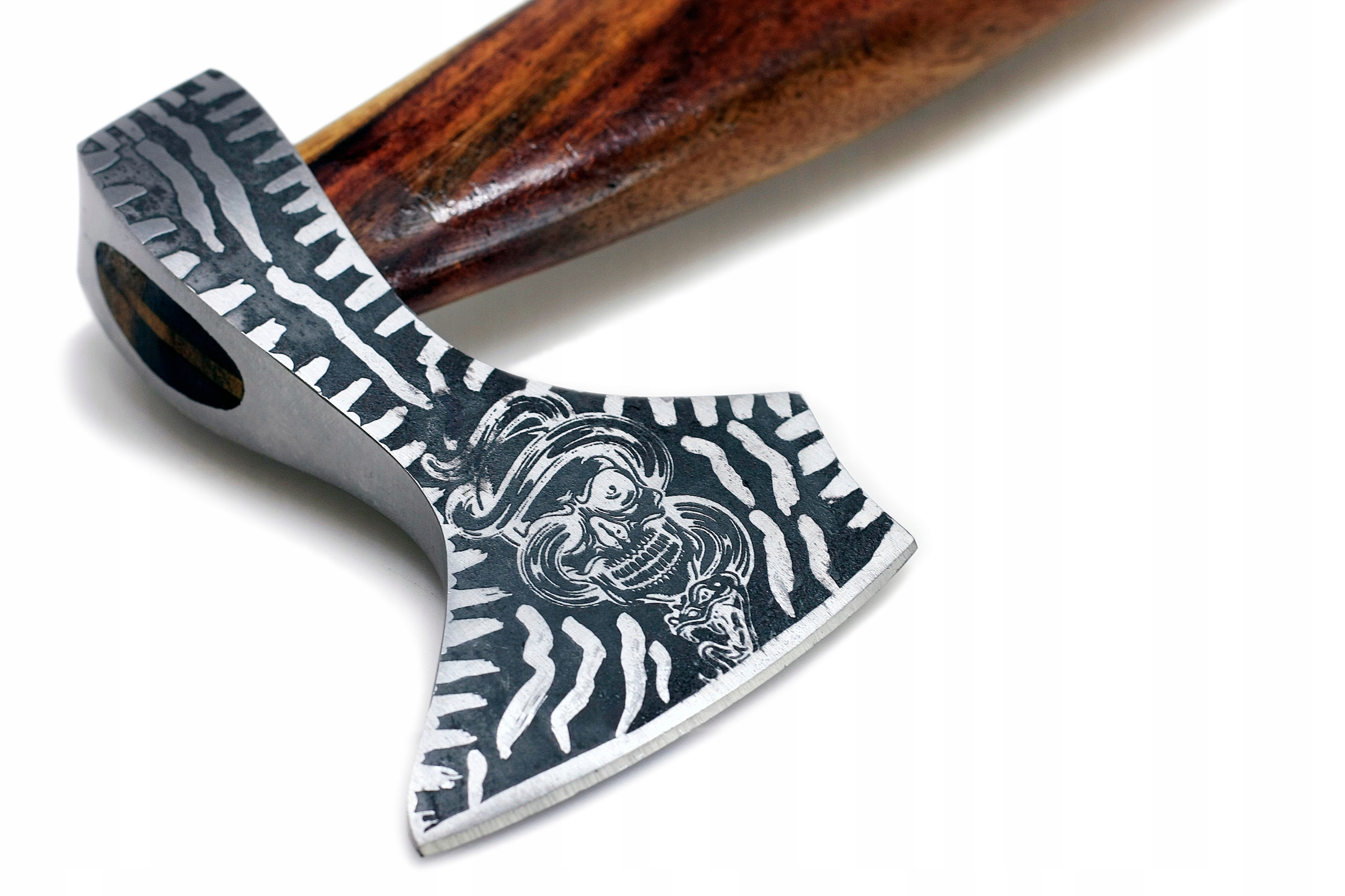 Siekiera topór myśliwski stal węglowa Alistar etui Kod producenta CM-4980-21