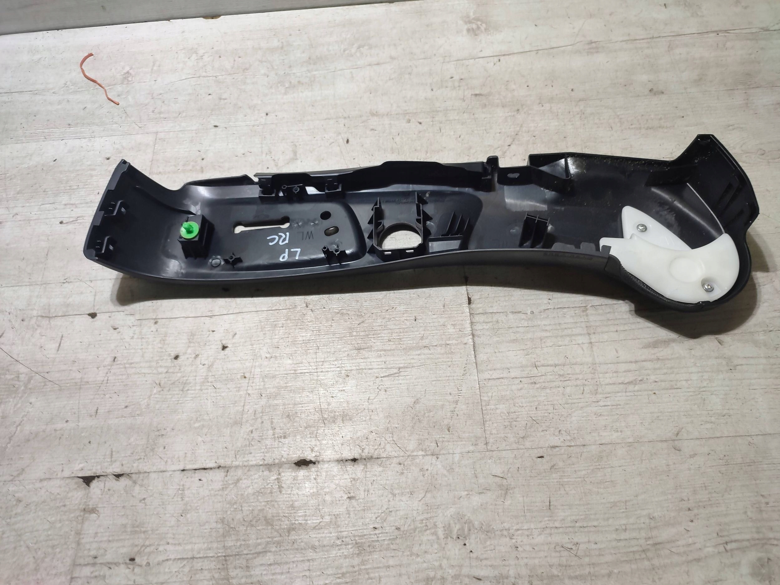 Lexus RC 2019 front side left side seat