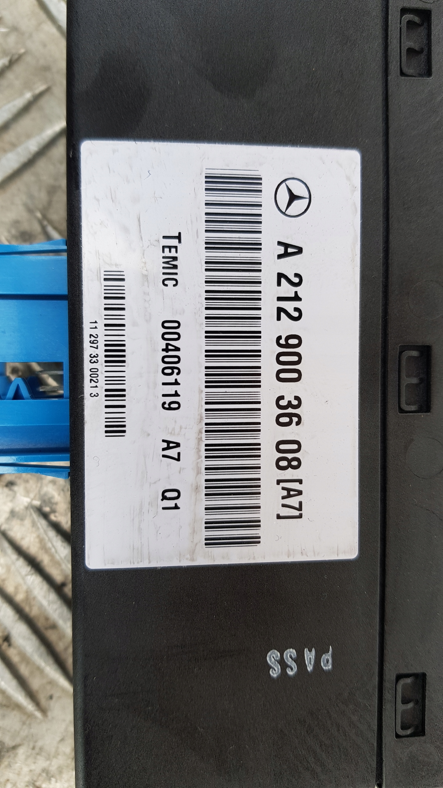 MERCEDES W212 module control unit springing A2129003608