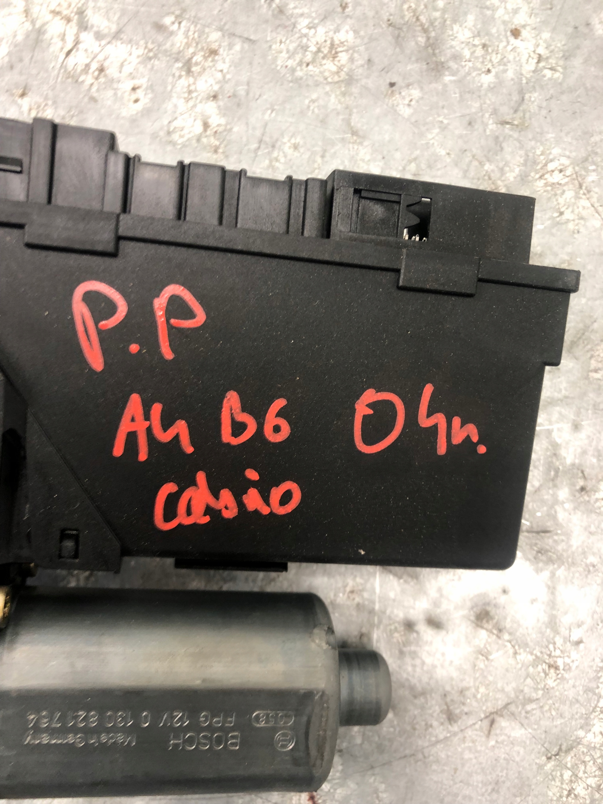 mini motor windows right front AUDI A4 B6 CABRIO 8H1959802A