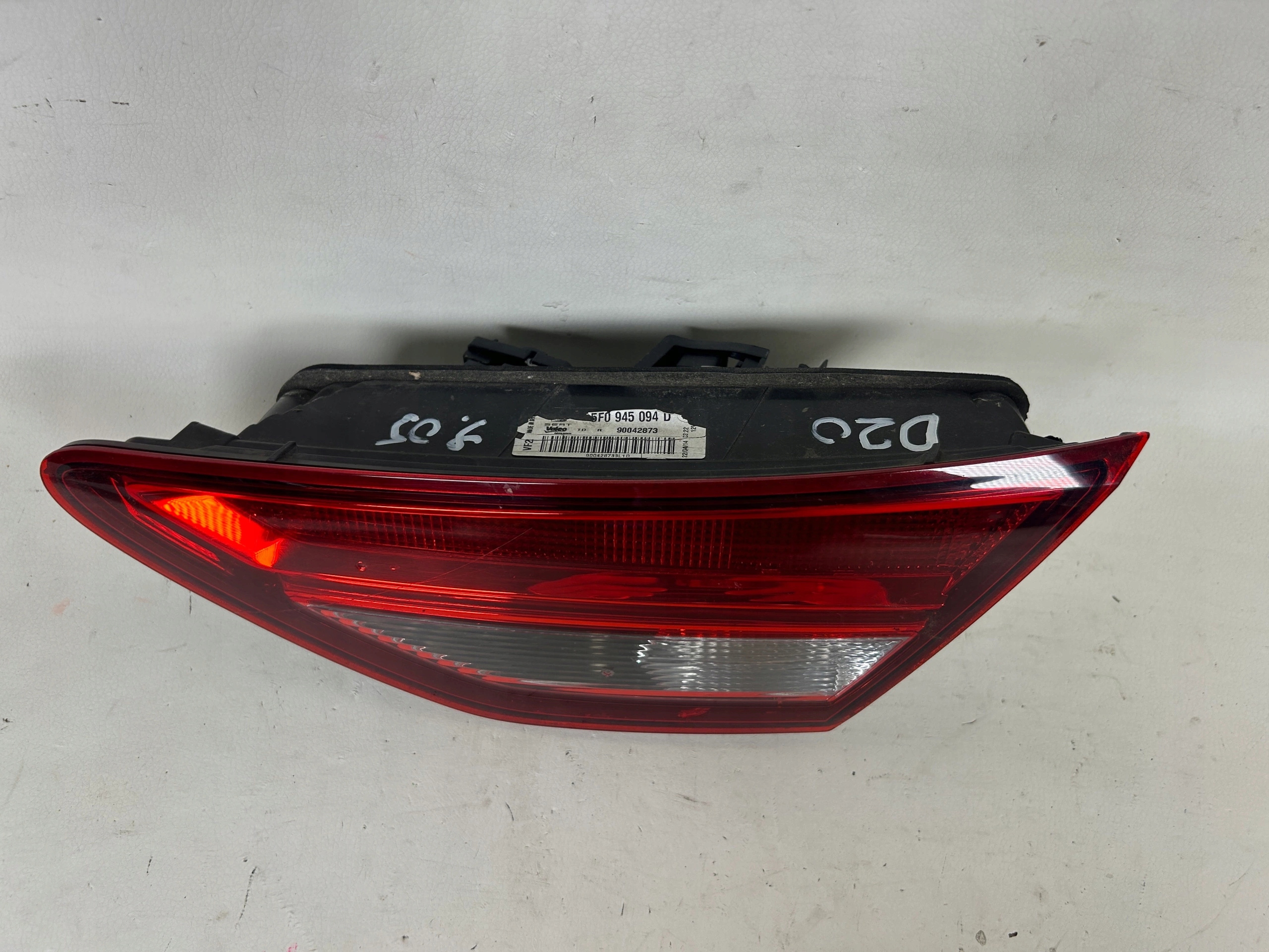 Seat Leon III light right rear part 5F0945094D