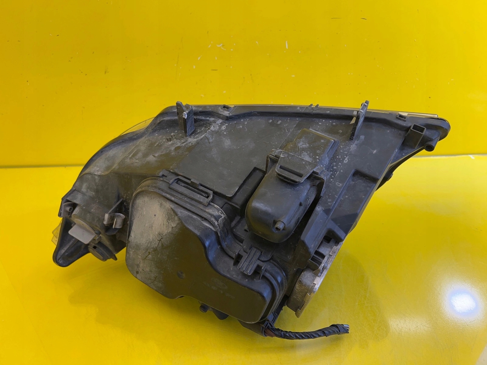light right BMW E90 E91 05- Xenon 69427389