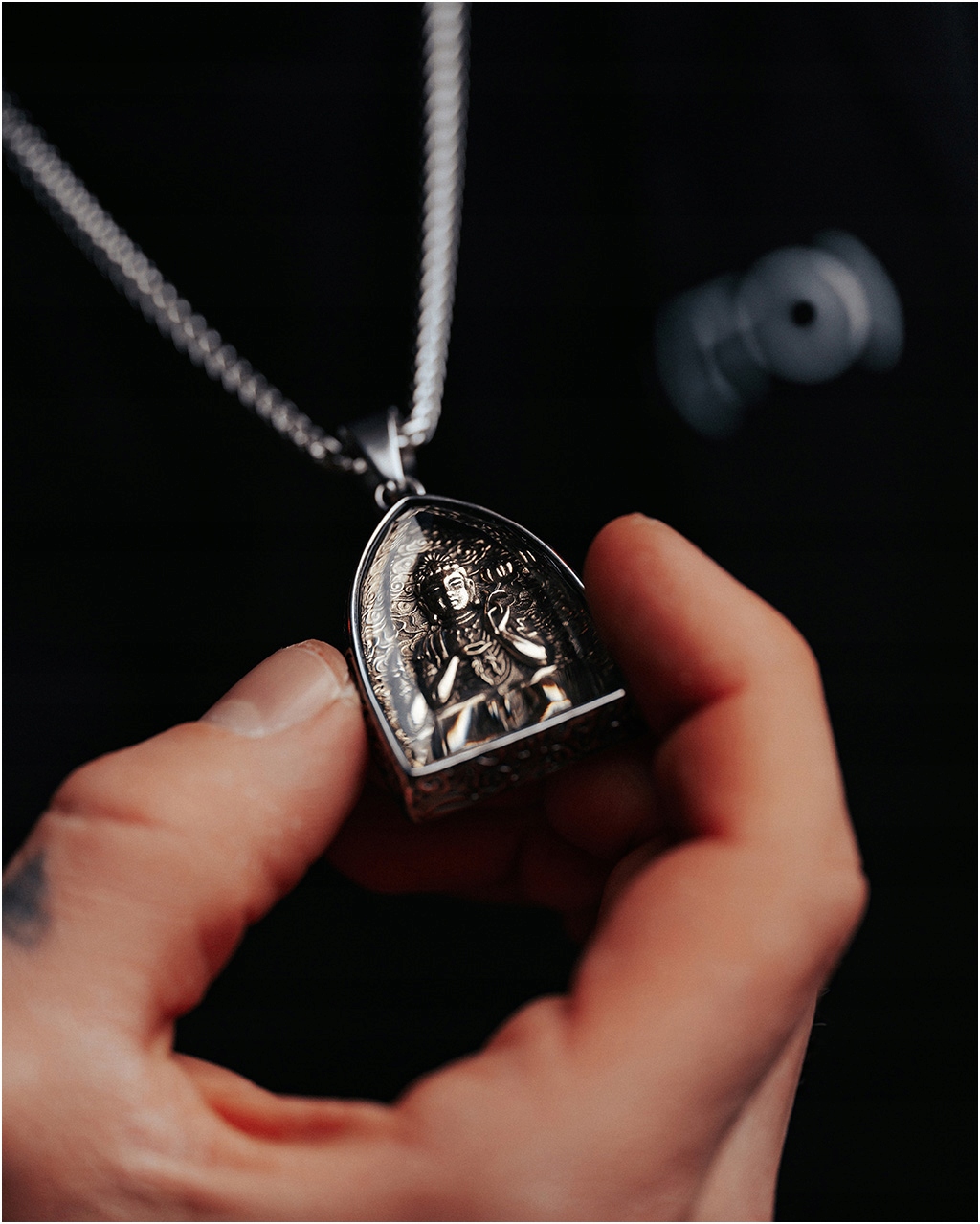 Zawieszka męska talizman BUDDA wisiorek szkło STAL CHIRURGICZNA 316L Kolekcja zawieszka męska