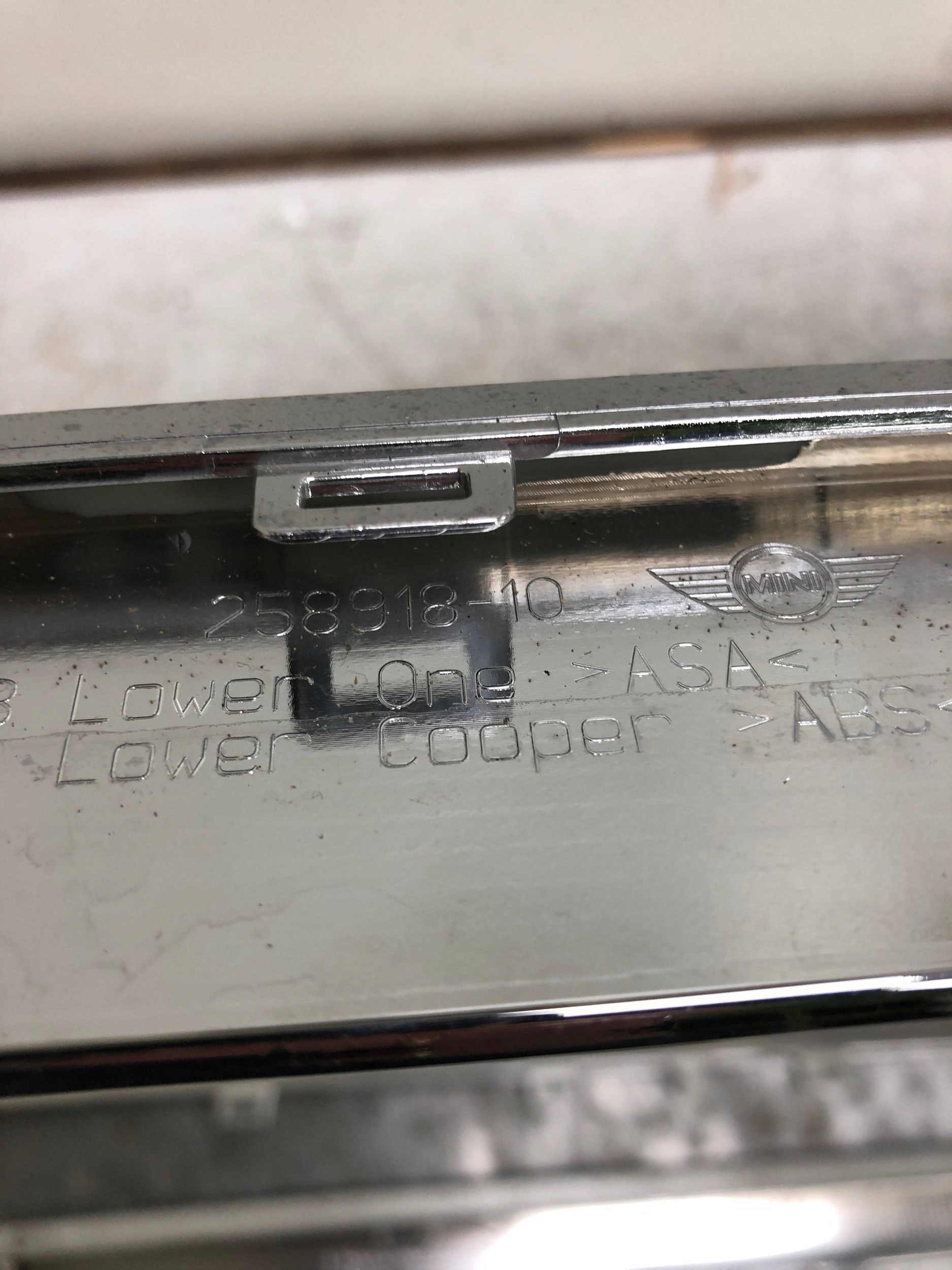 lišta CHROM nárazníku předek KOMPLET MINI F55 258918-10