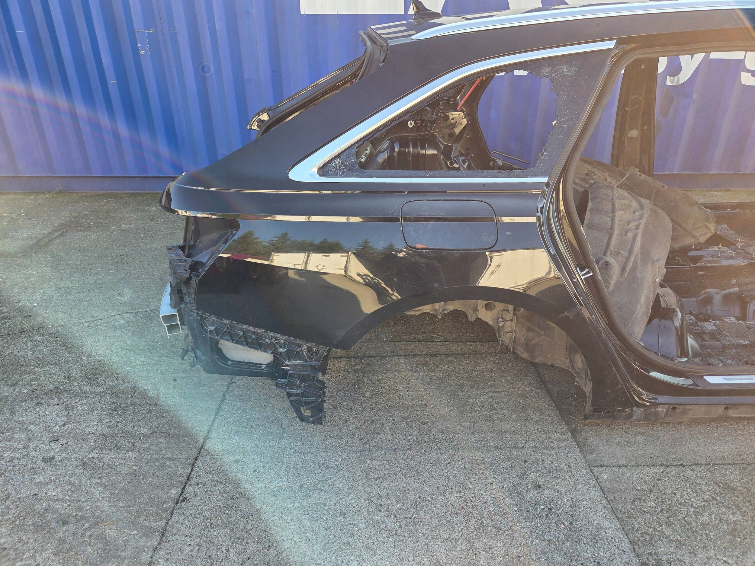 Audi A6 S6 C8 4K quarter rear left or right