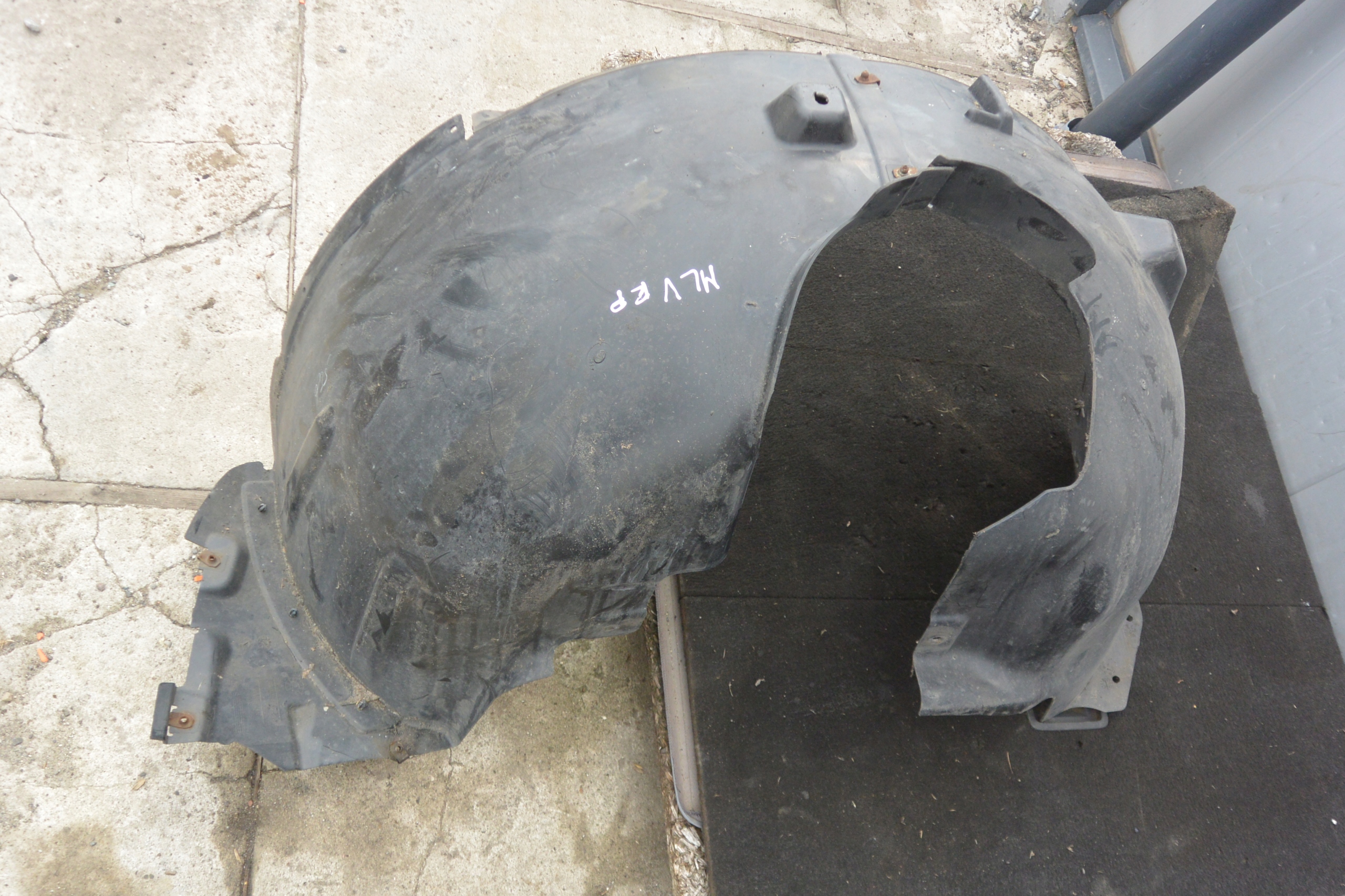 mudguard front right left MERCEDES ML W164
